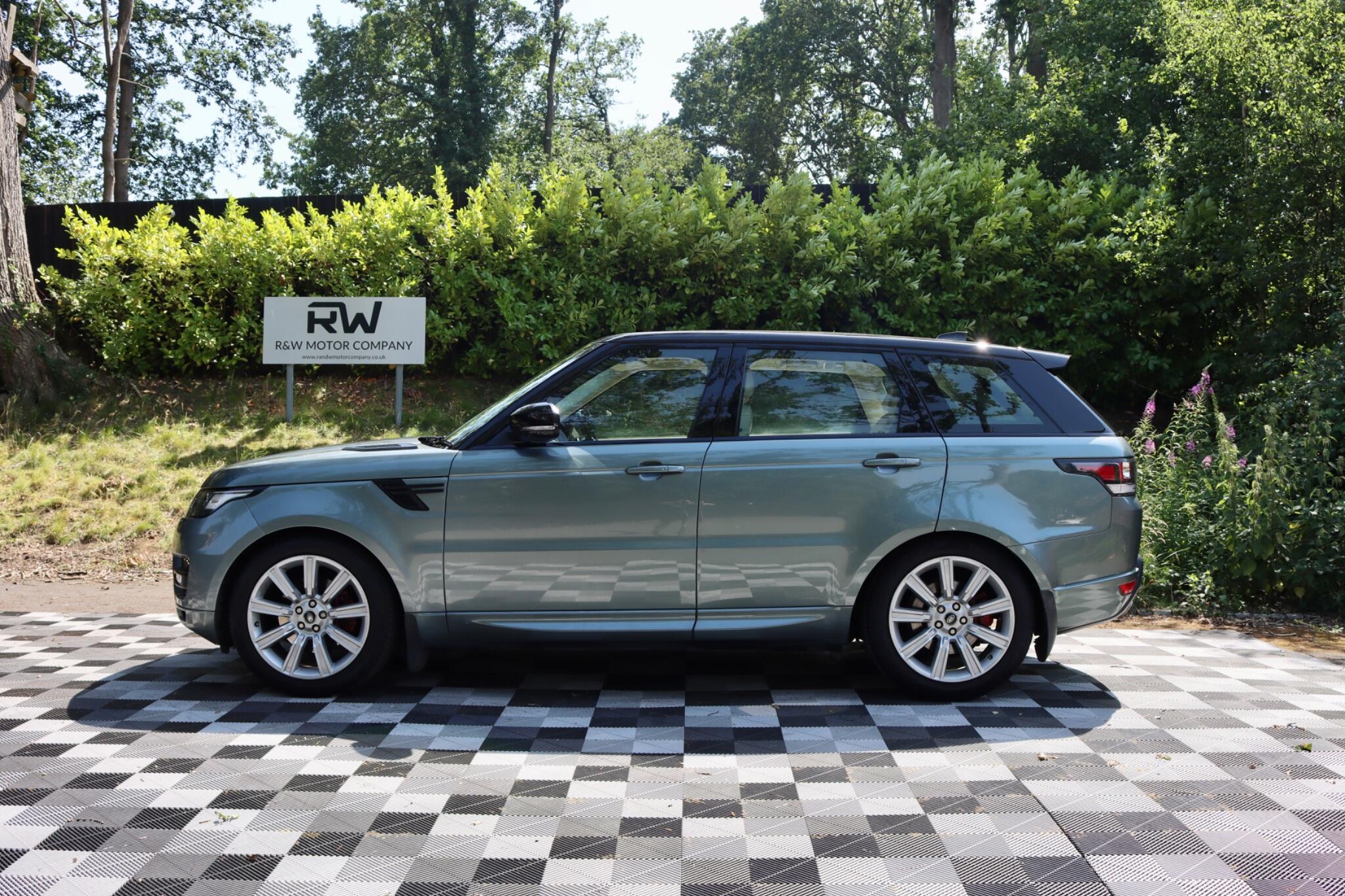 Land Rover Range Rover Sport view 15