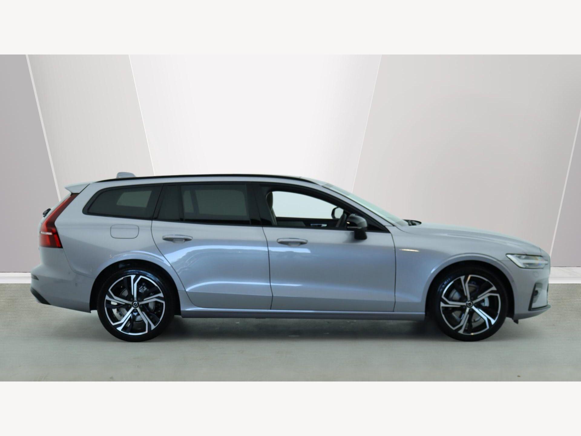 Volvo V60 view 3