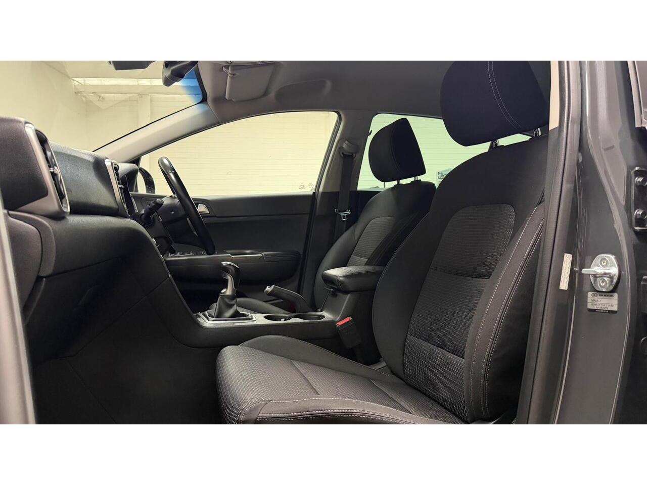 Kia Sportage view 24