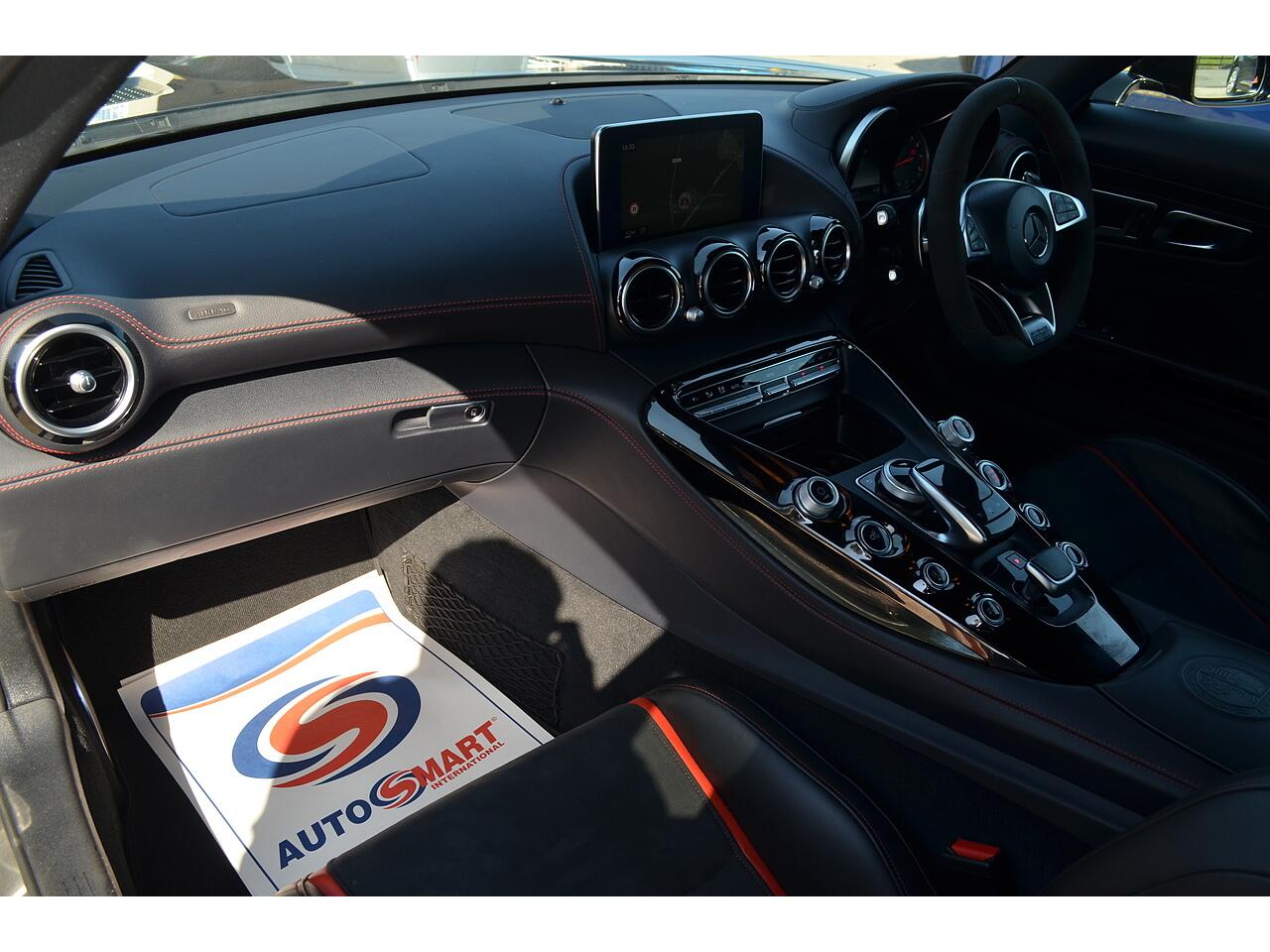 Mercedes-Benz Amg GT view 14