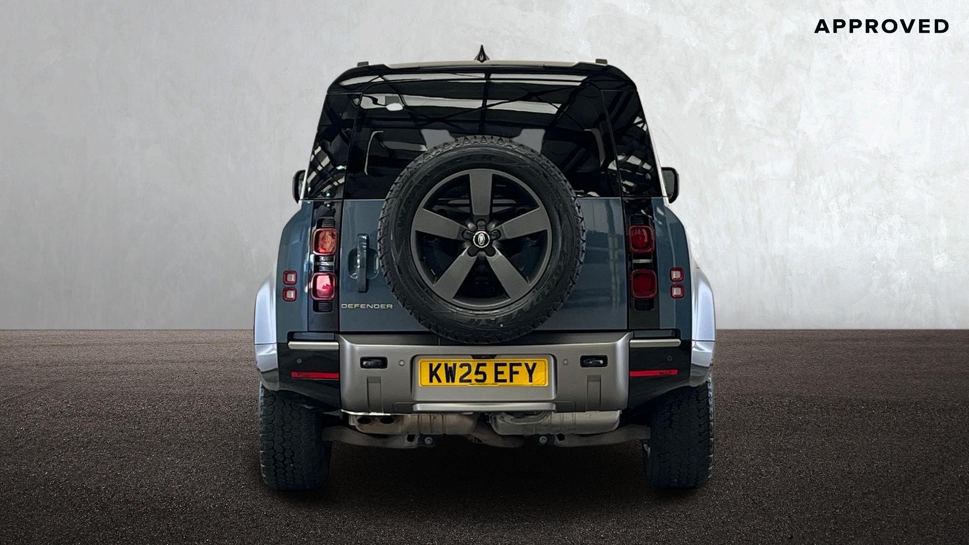 Land Rover Defender view 6