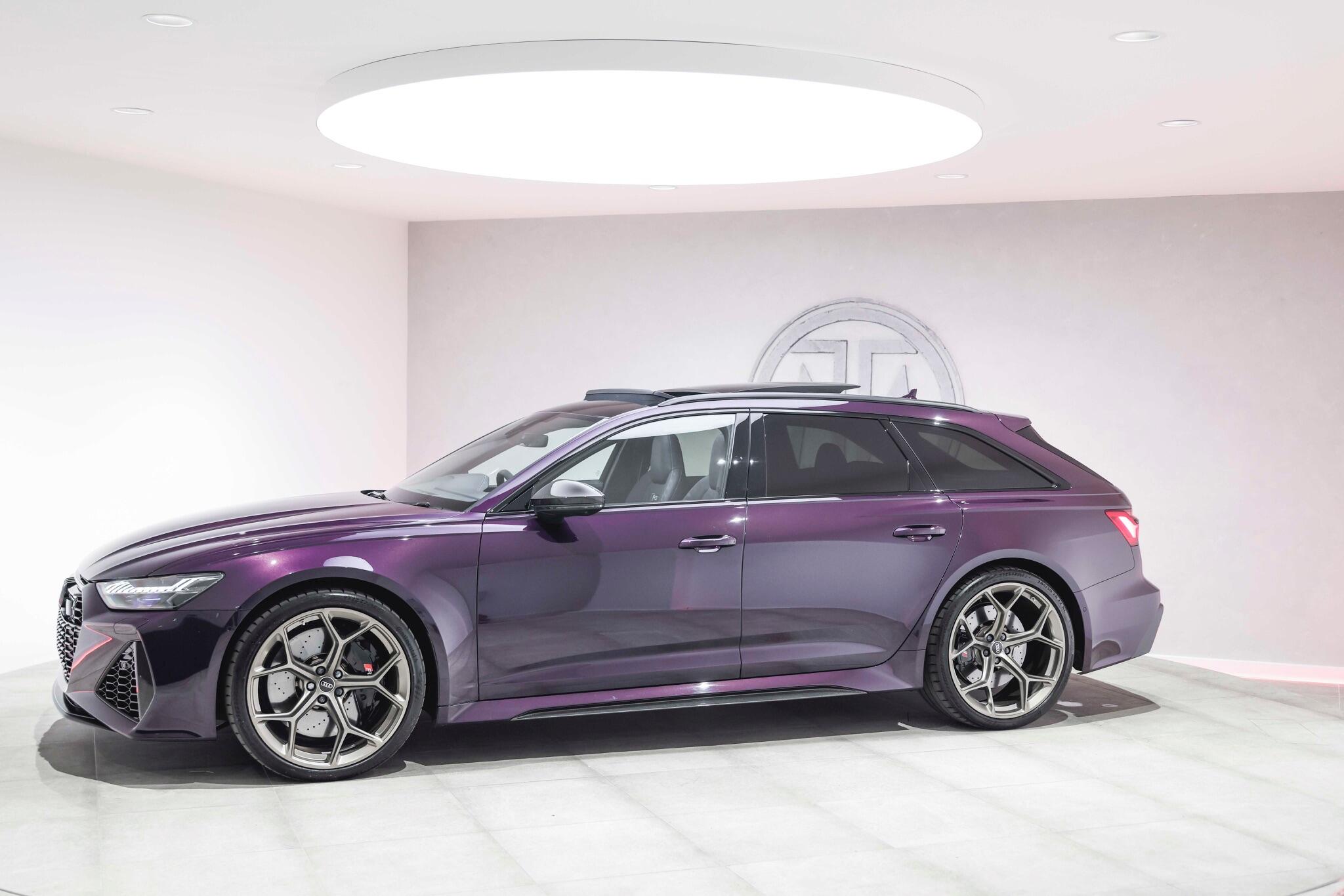Audi RS6 Avant view 23