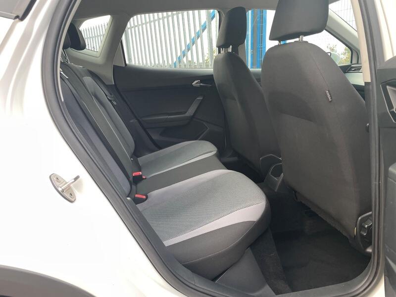 2018 SEAT Arona 1.6 TDI SE Euro 6 (s/s) 5dr • 93,000 miles image 17