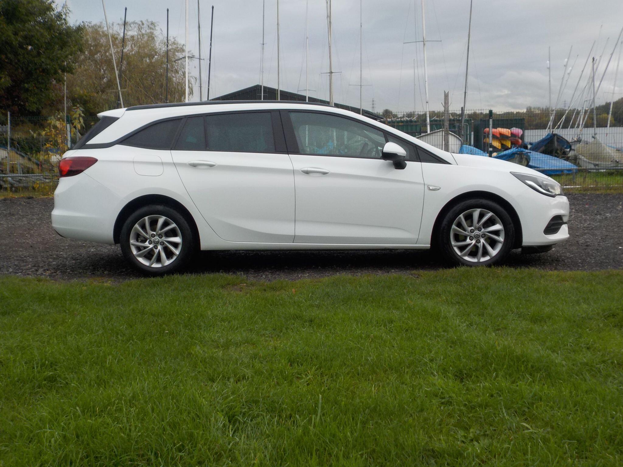 Vauxhall Astra 1.5 Turbo D SE Sports Tourer Euro 6 (s/s) 5dr
