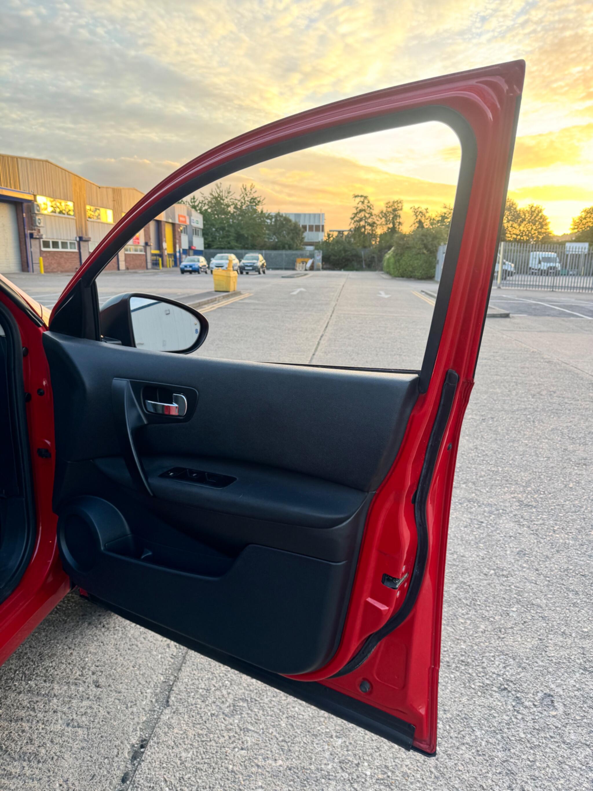Nissan Qashqai+2 view 32
