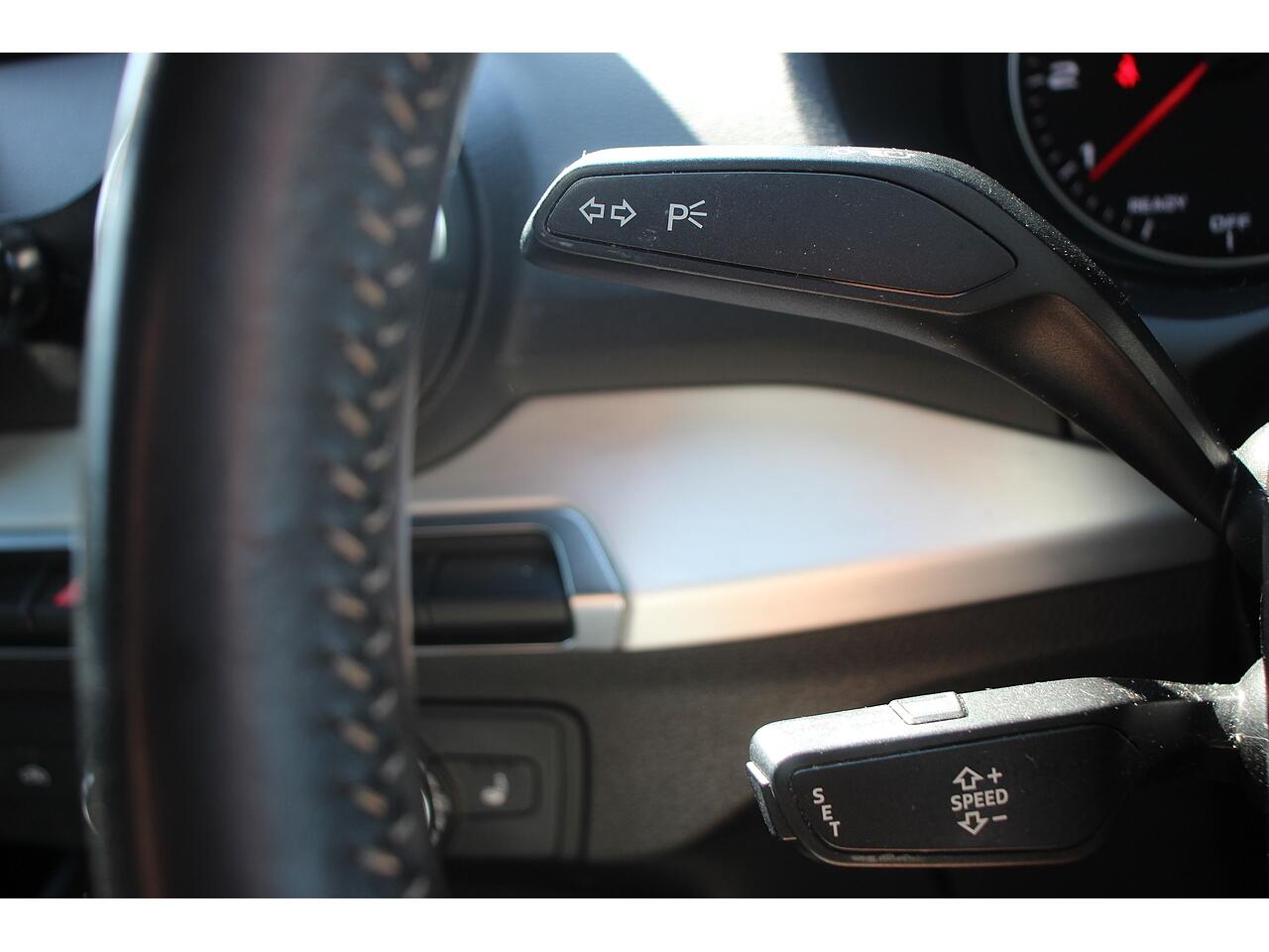 Audi Q2 view 24