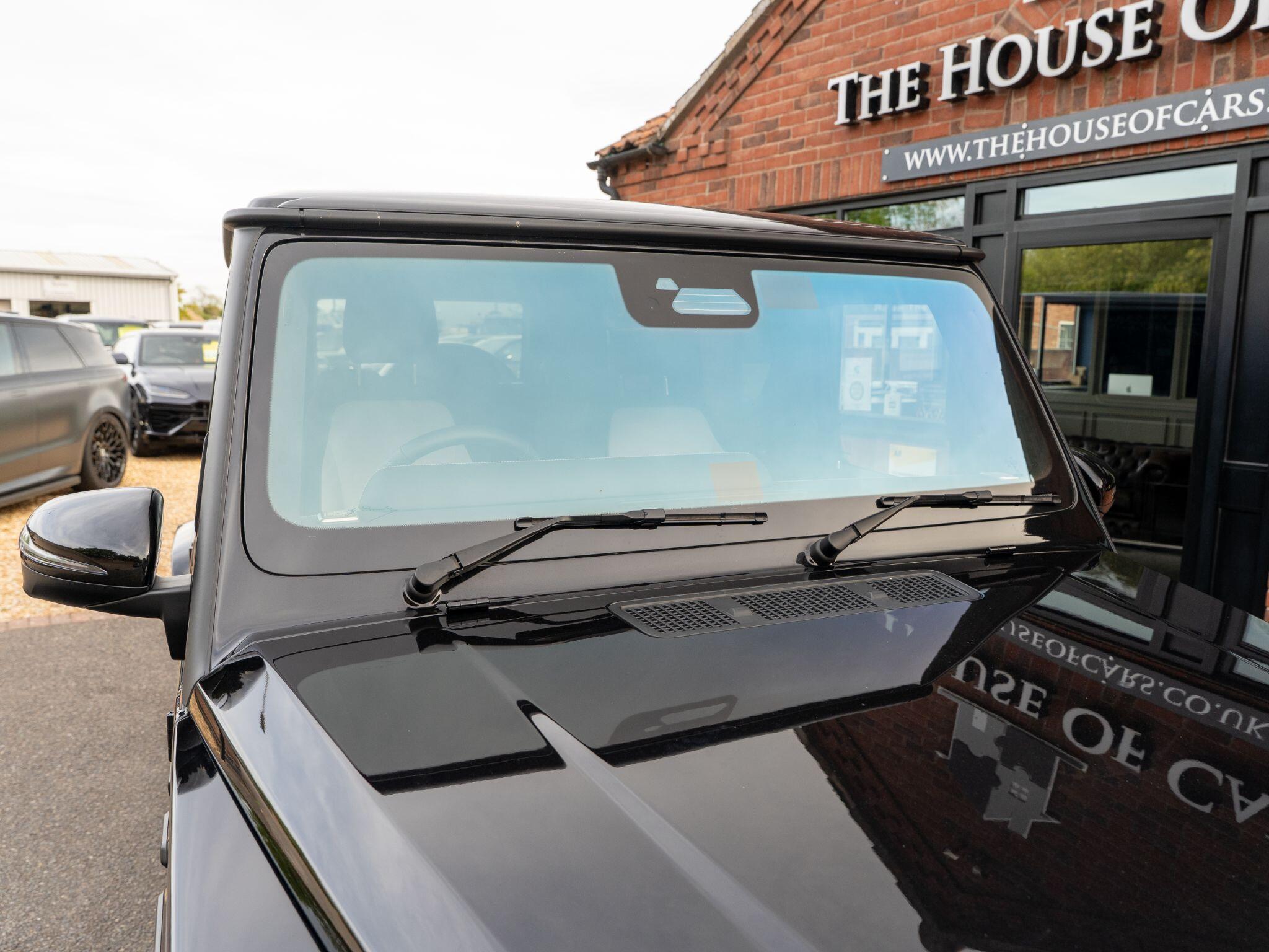 Mercedes-Benz G Class view 18
