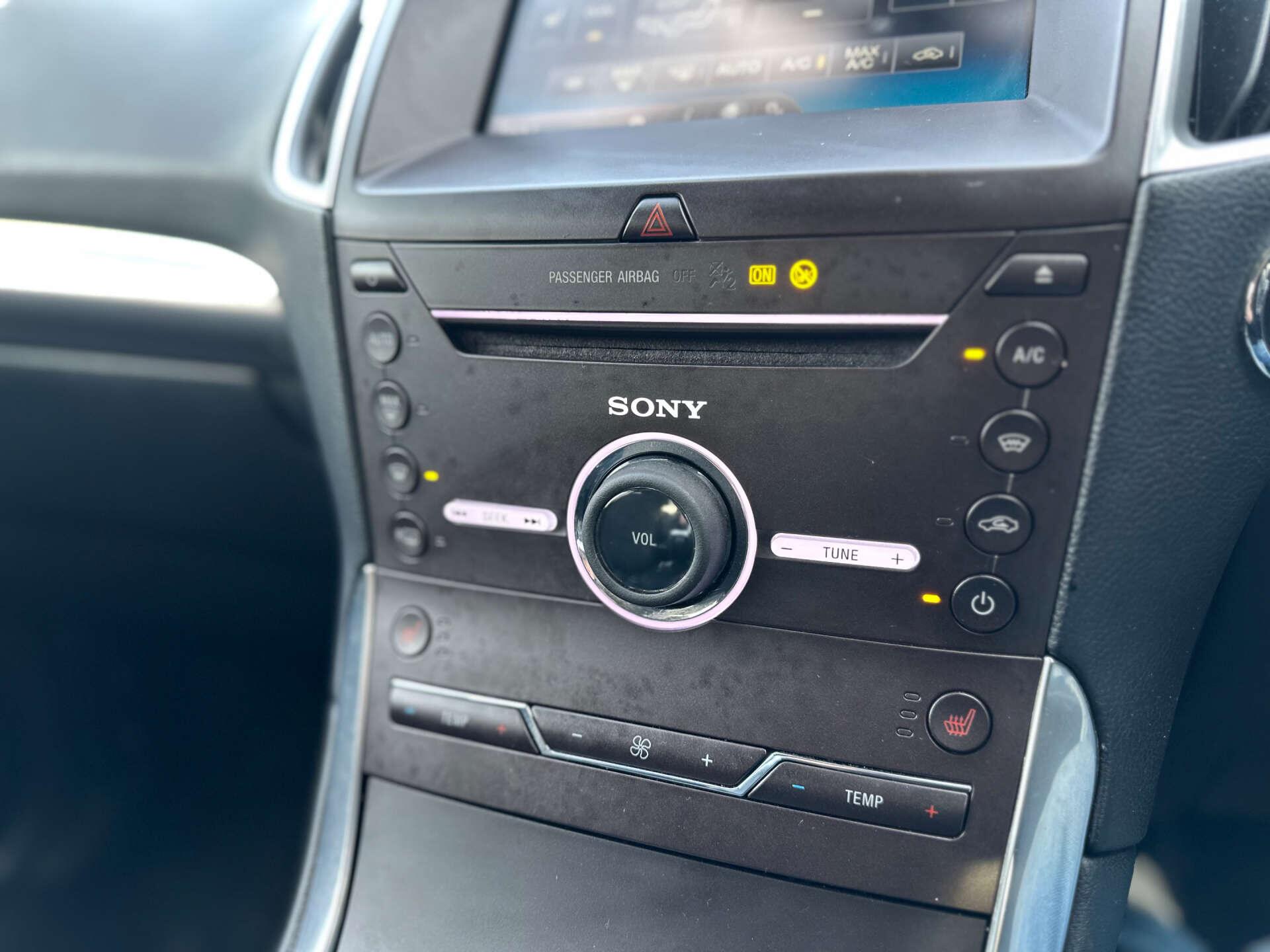 Ford S-Max view 19