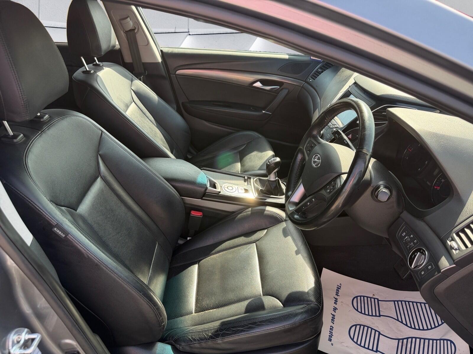 Hyundai I40 view 9