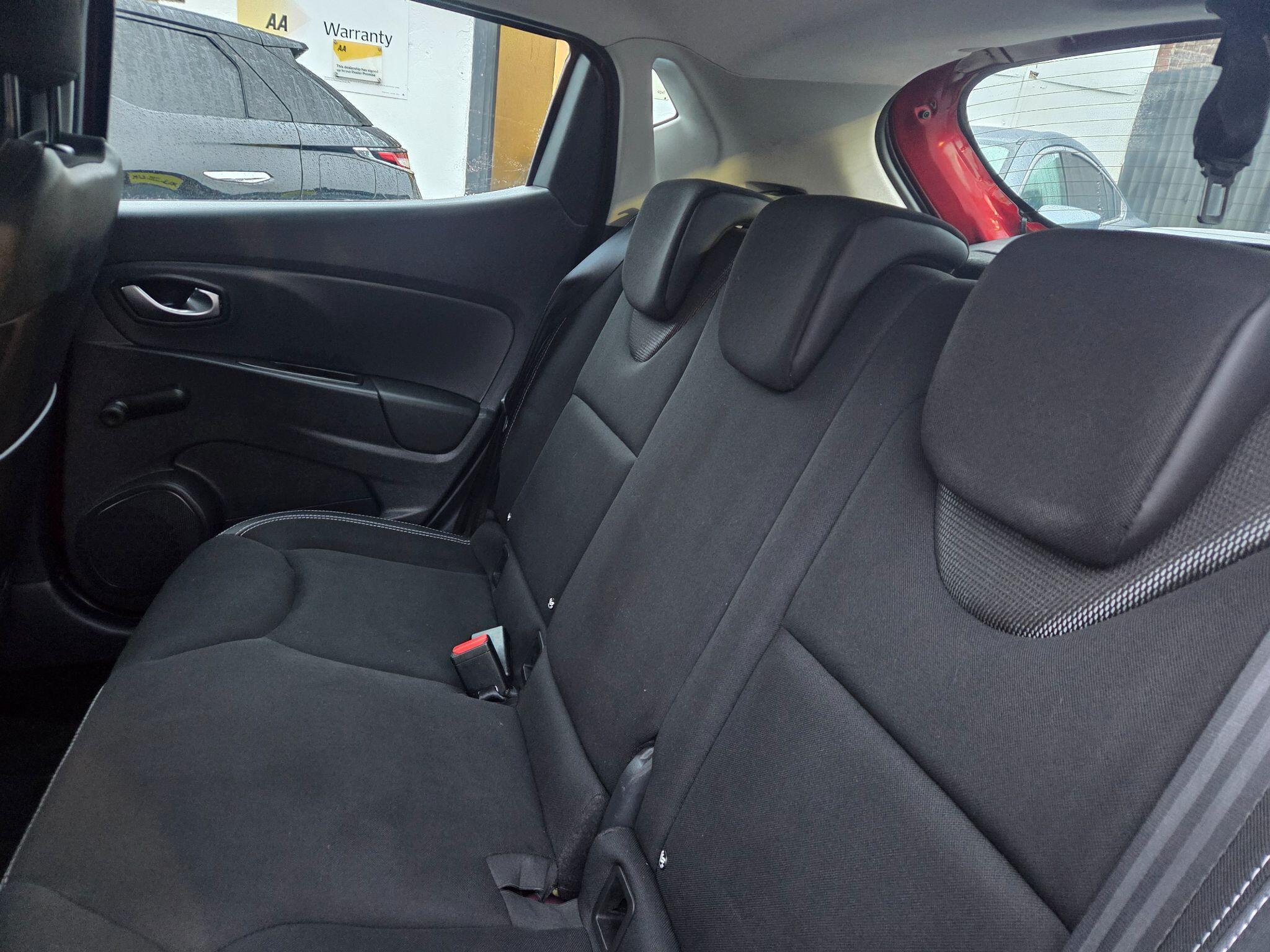 2017 Renault Clio 1.2 16V Dynamique Nav Euro 6 5dr • 60,605 miles image 8