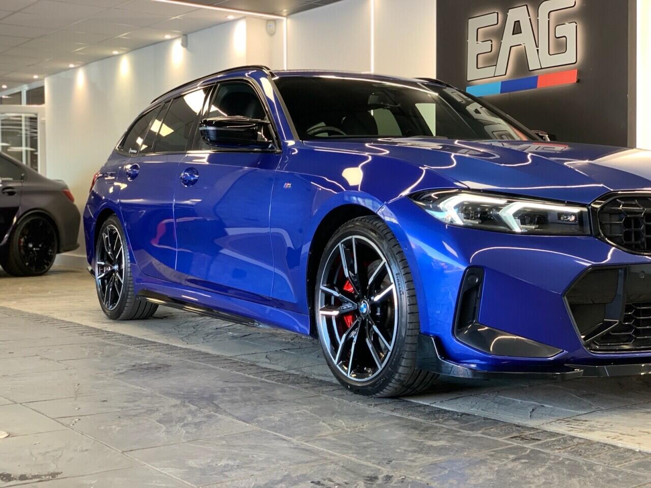 BMW 3 Series view 6