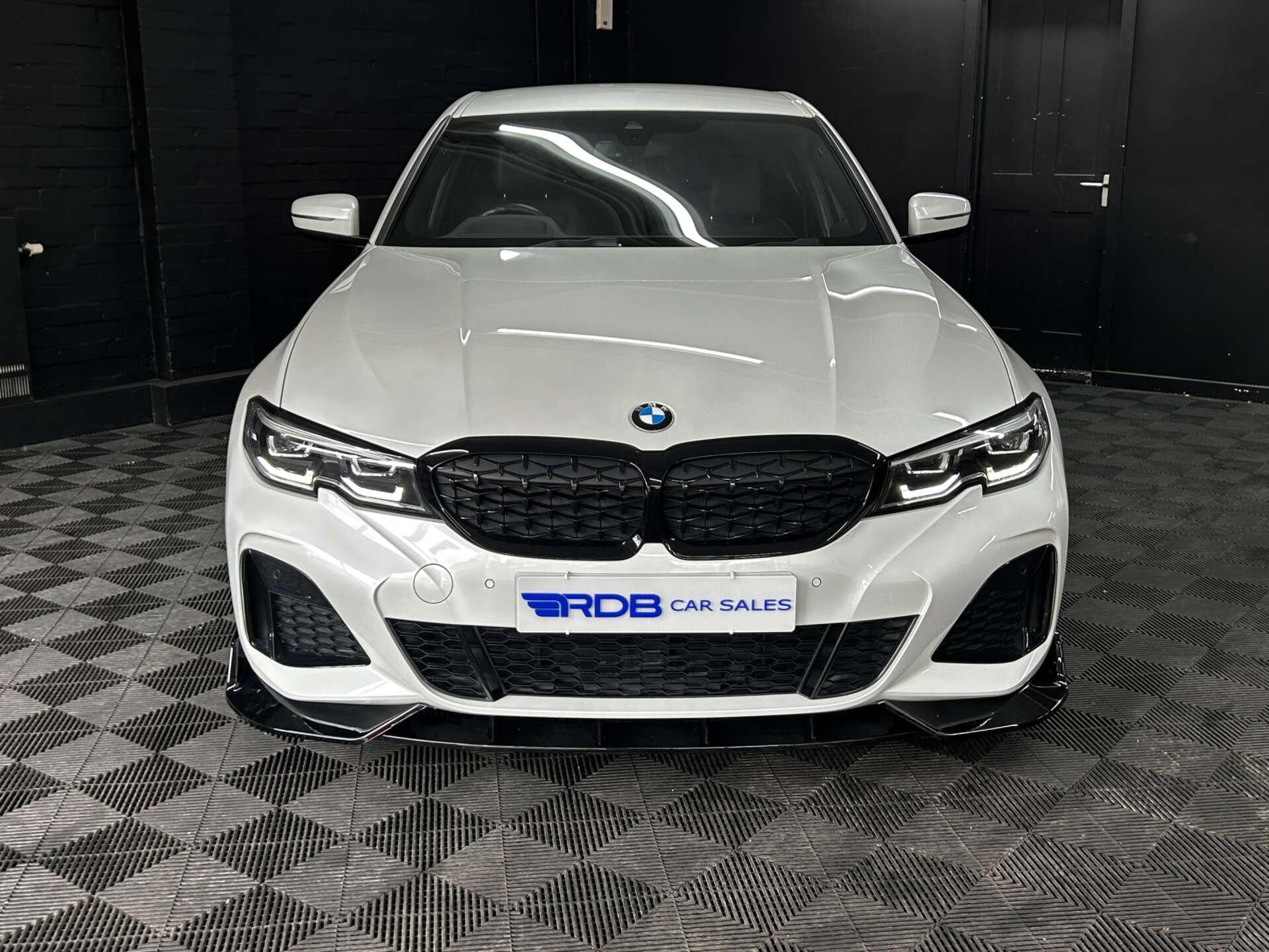 BMW 3 Series view 8
