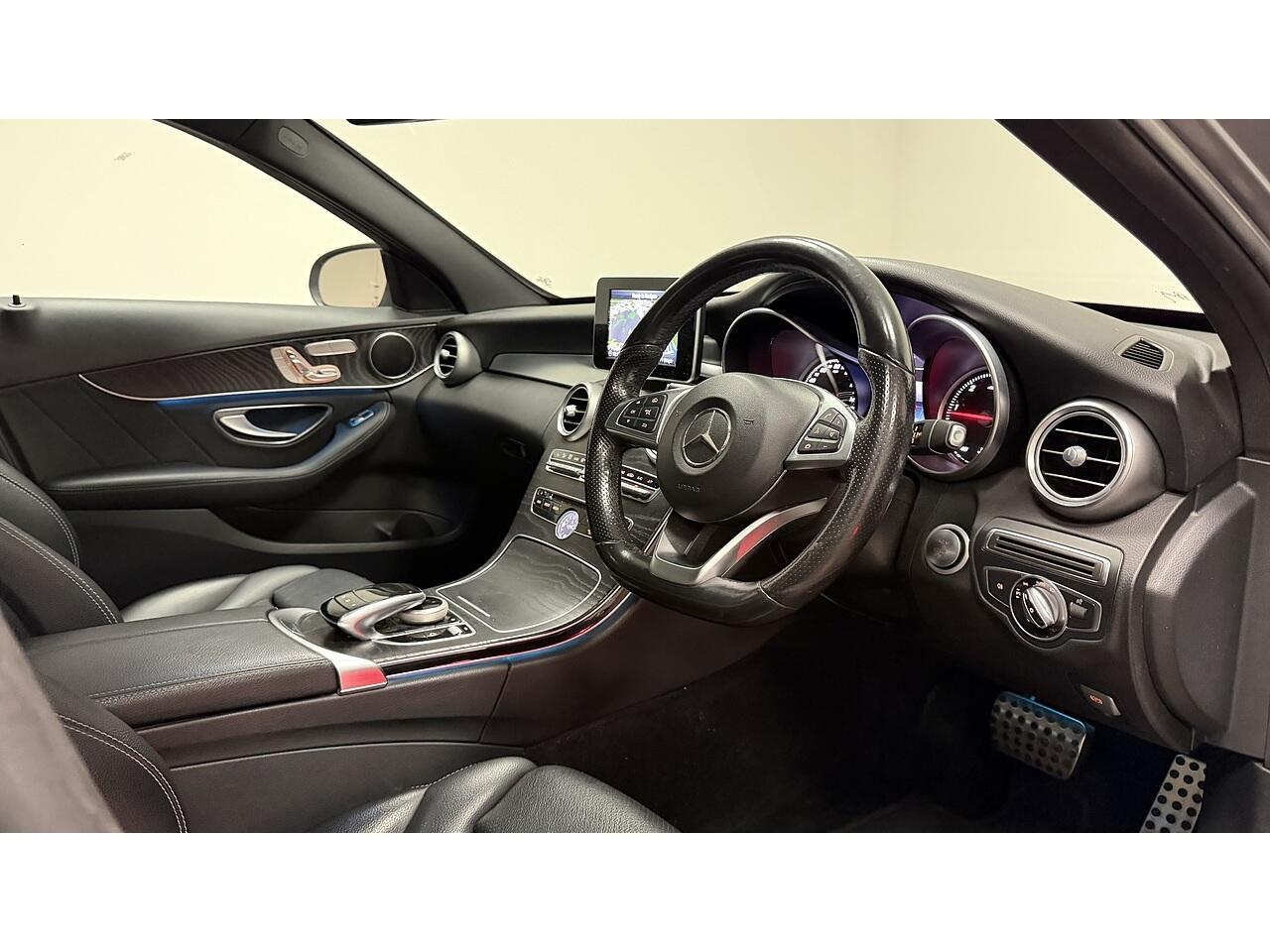 Mercedes-Benz C-Class view 14