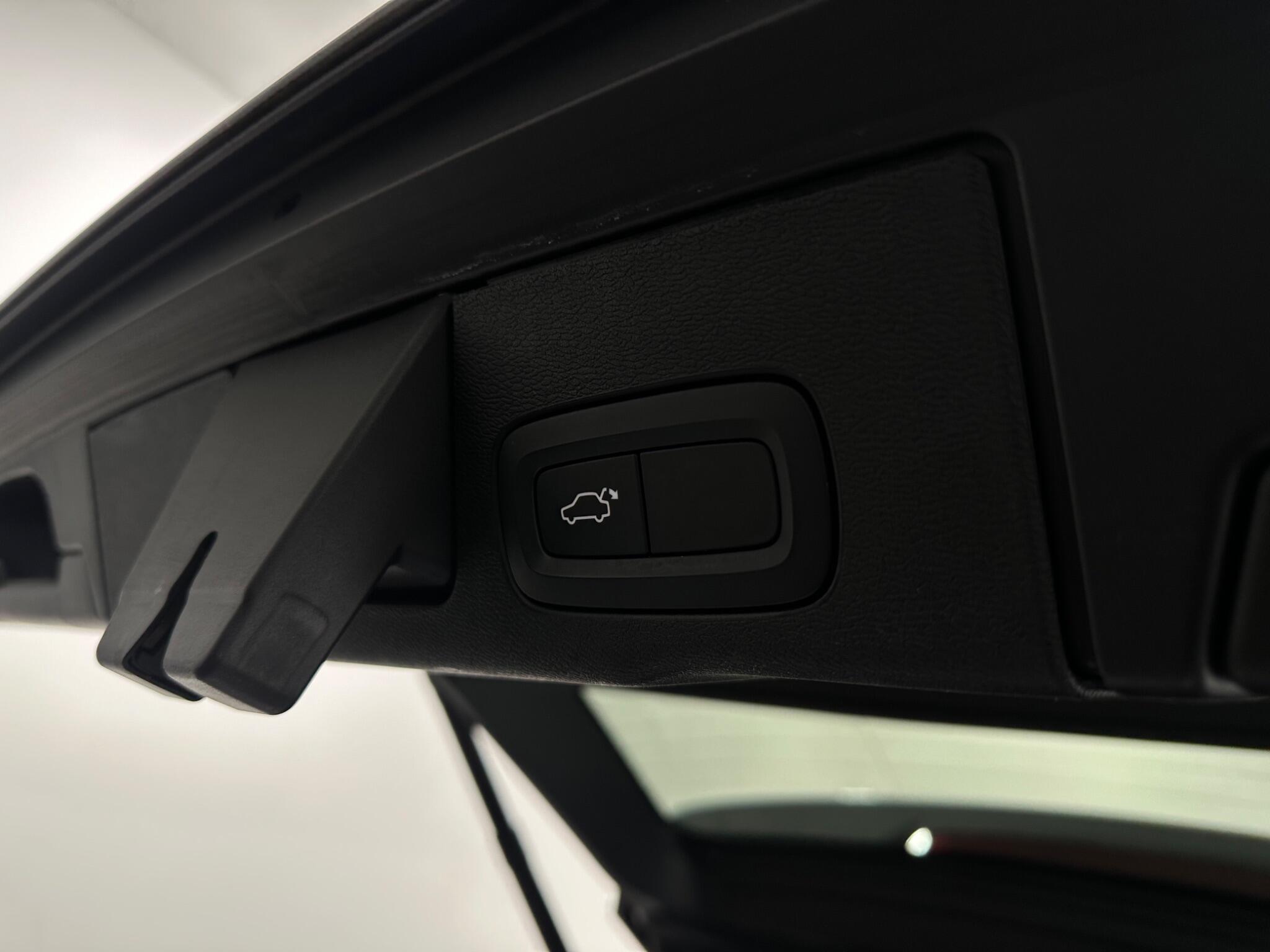 Volvo XC60 view 46