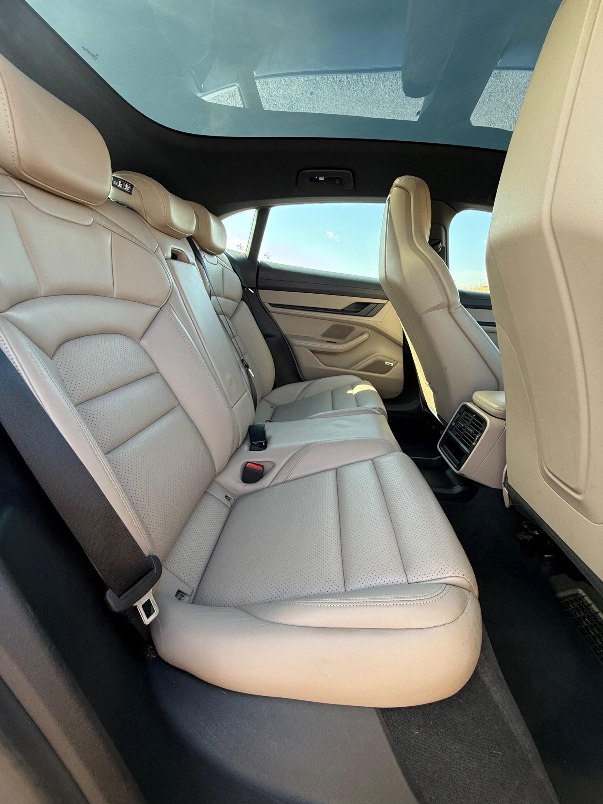 Porsche Taycan view 20