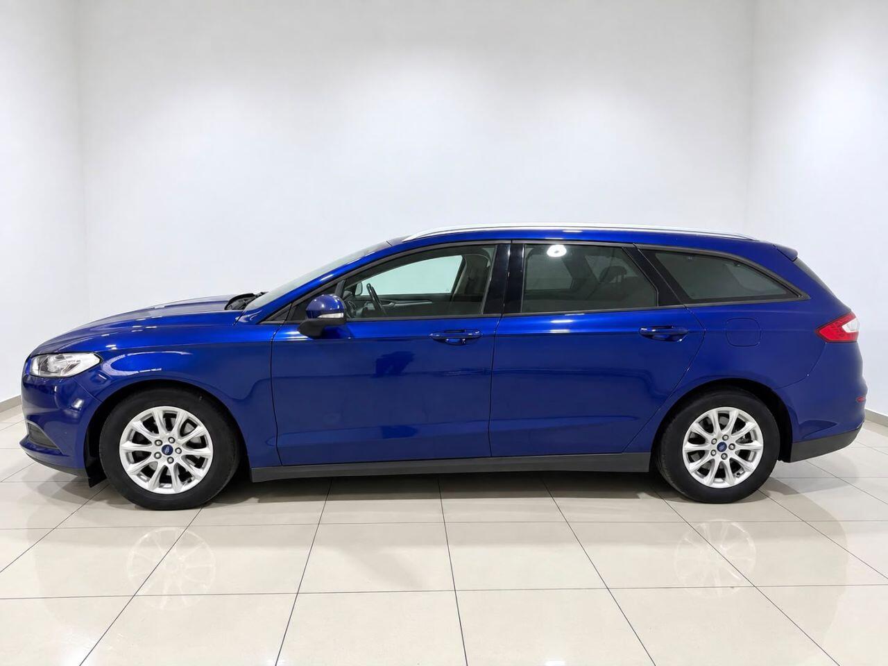 Ford Mondeo view 6