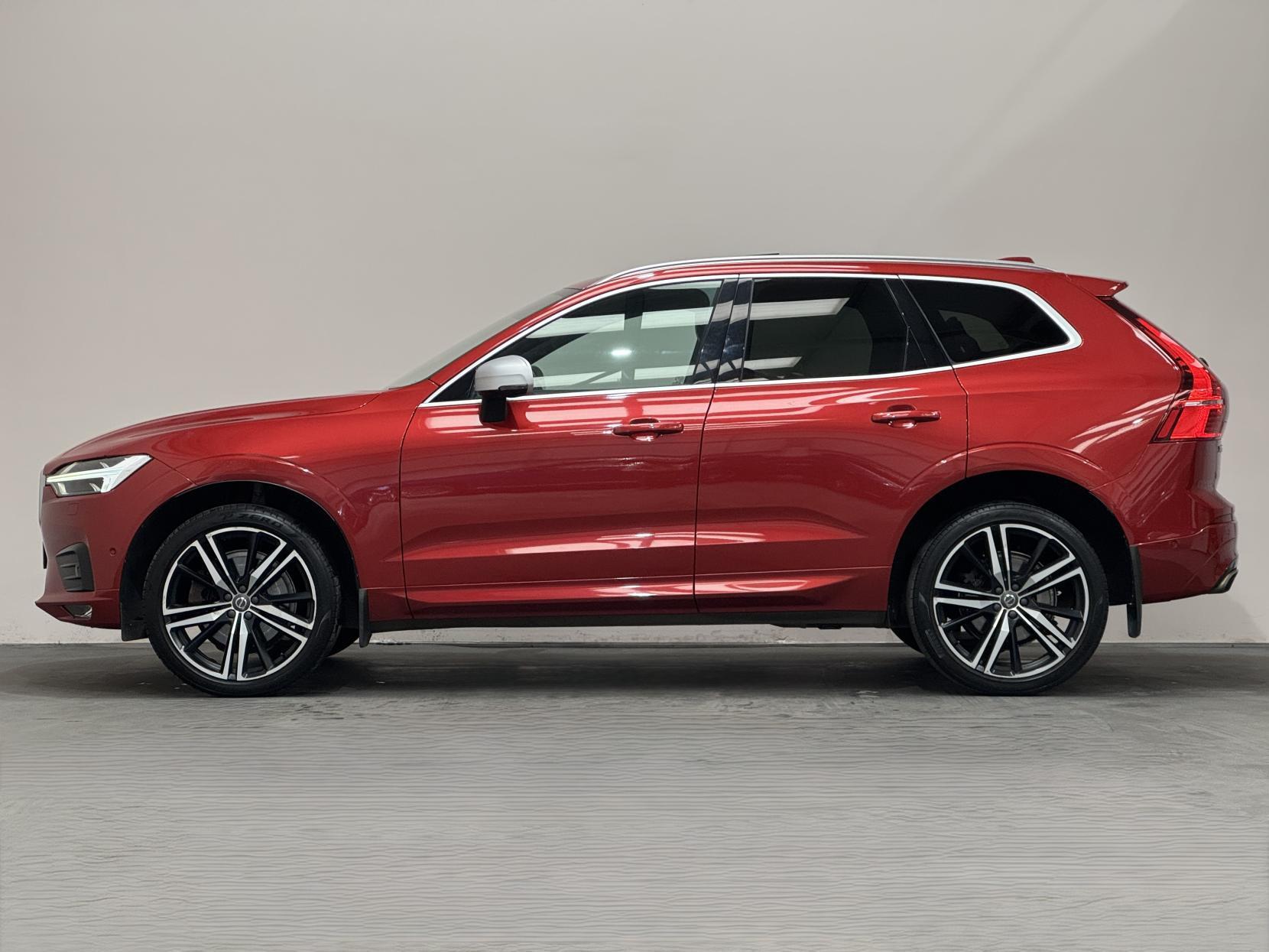 Volvo XC60 view 9