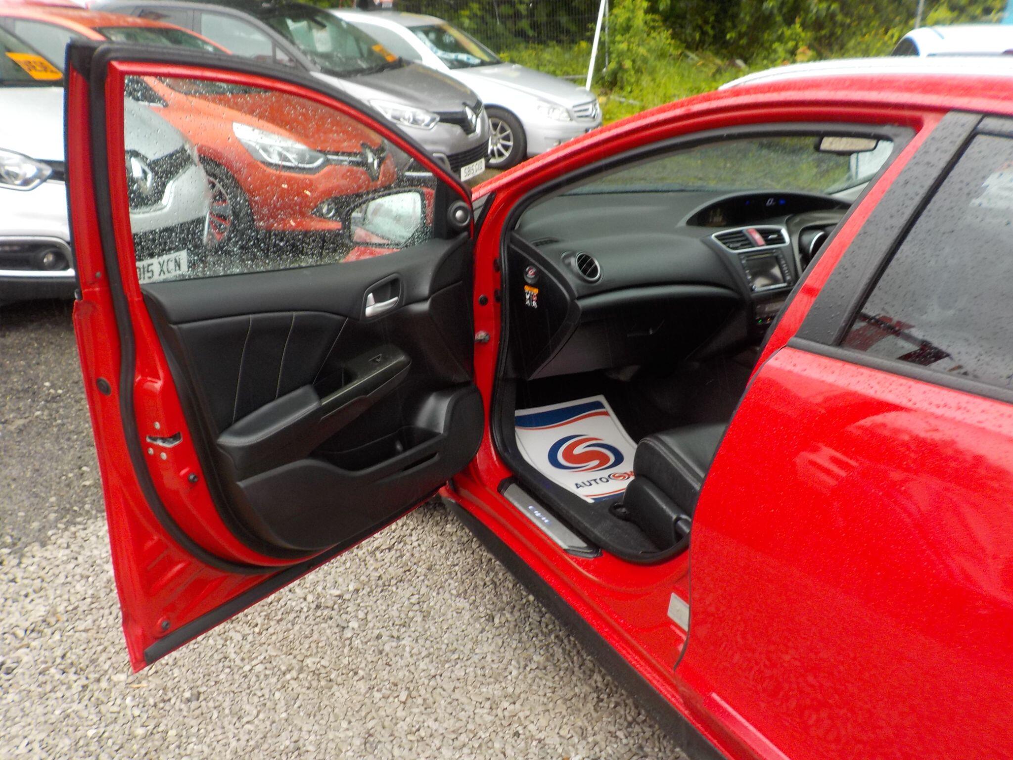 Honda Civic 1.6 i-DTEC SR Tourer Euro 5 (s/s) 5dr