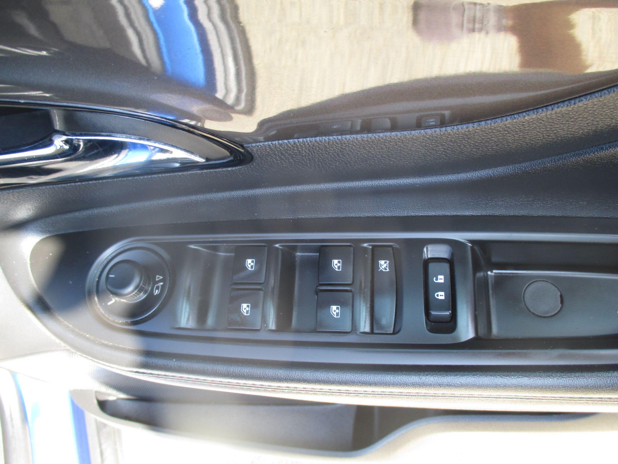 Vauxhall Mokka X view 36