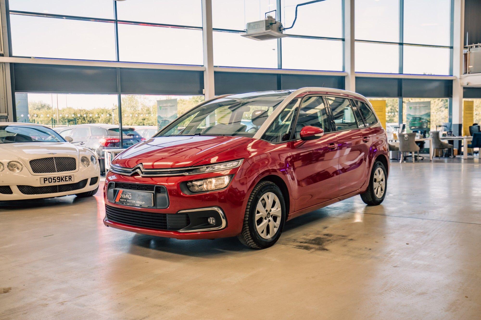 Citroen Grand C4 Spacetourer view 10