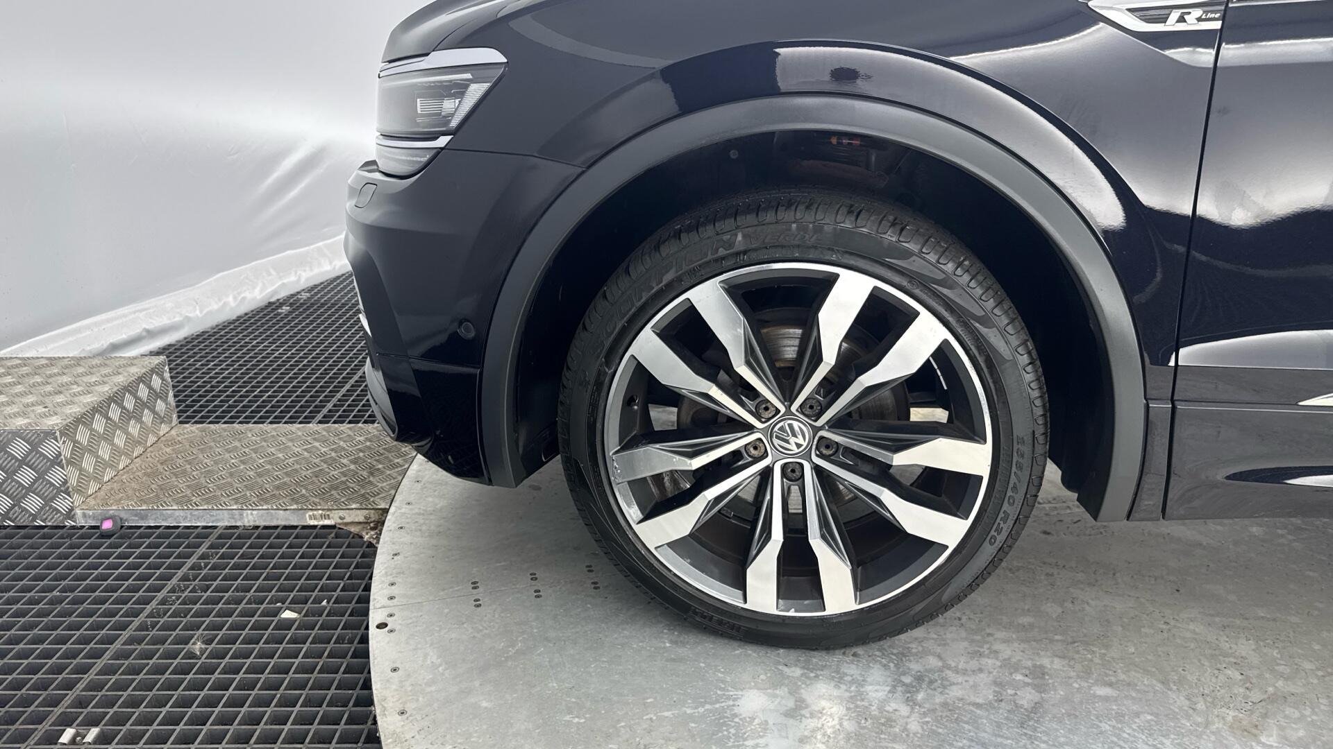 Volkswagen Tiguan Allspace view 24