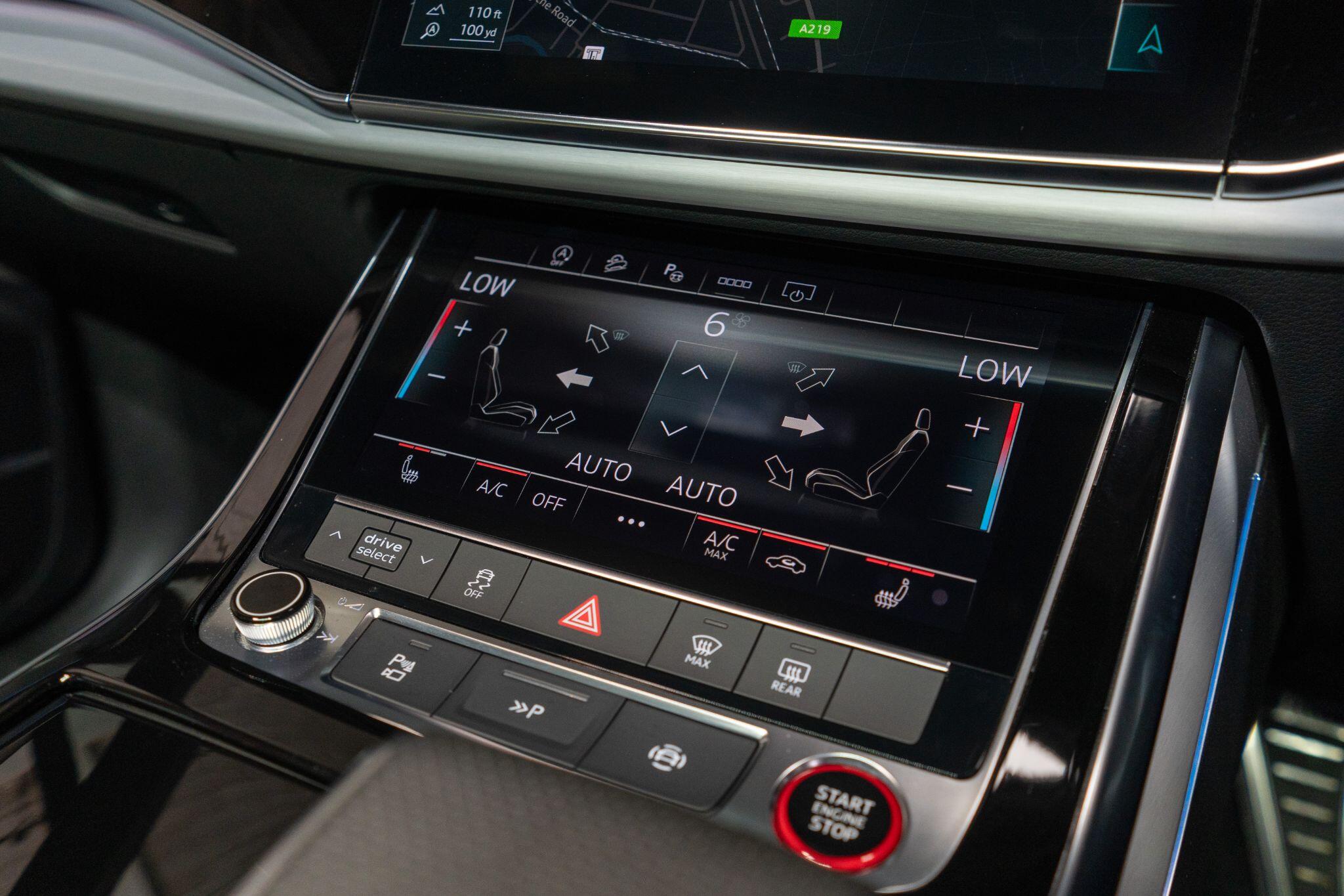Audi SQ7 view 21