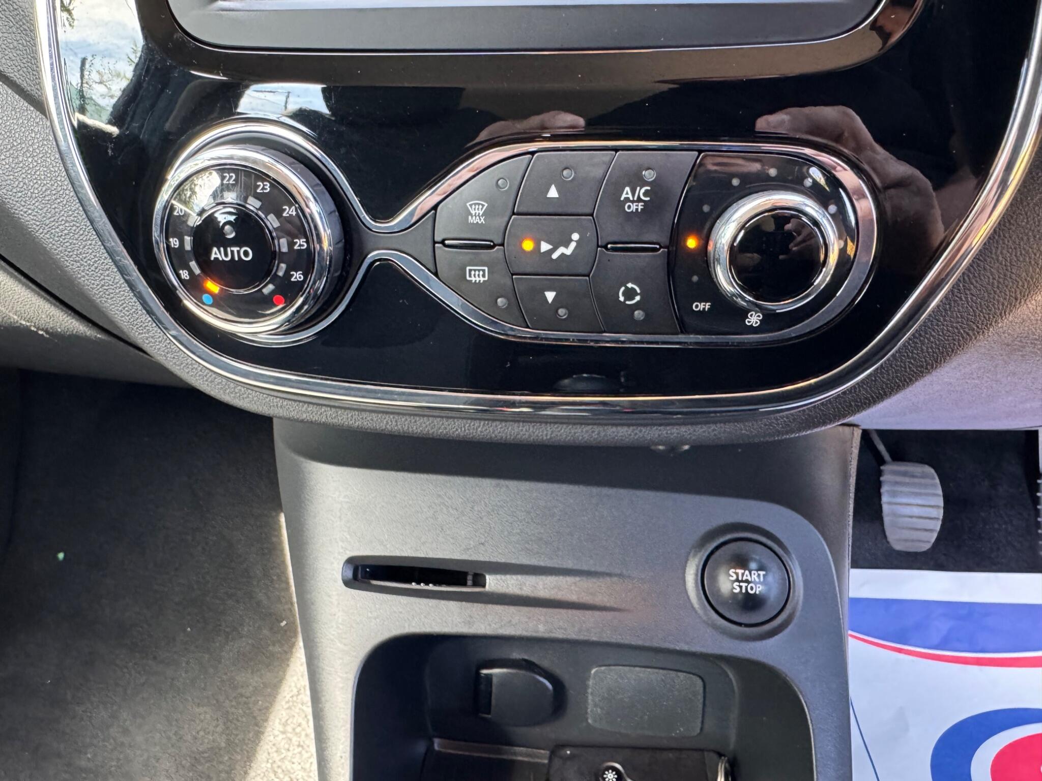Renault Captur view 22
