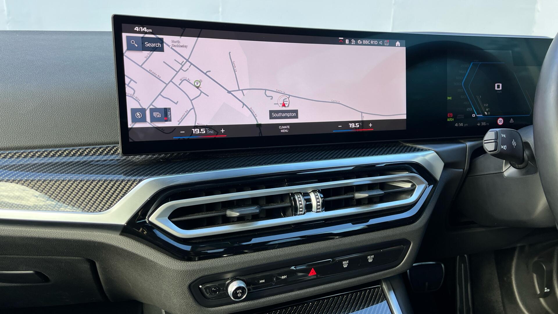 BMW M2 view 34