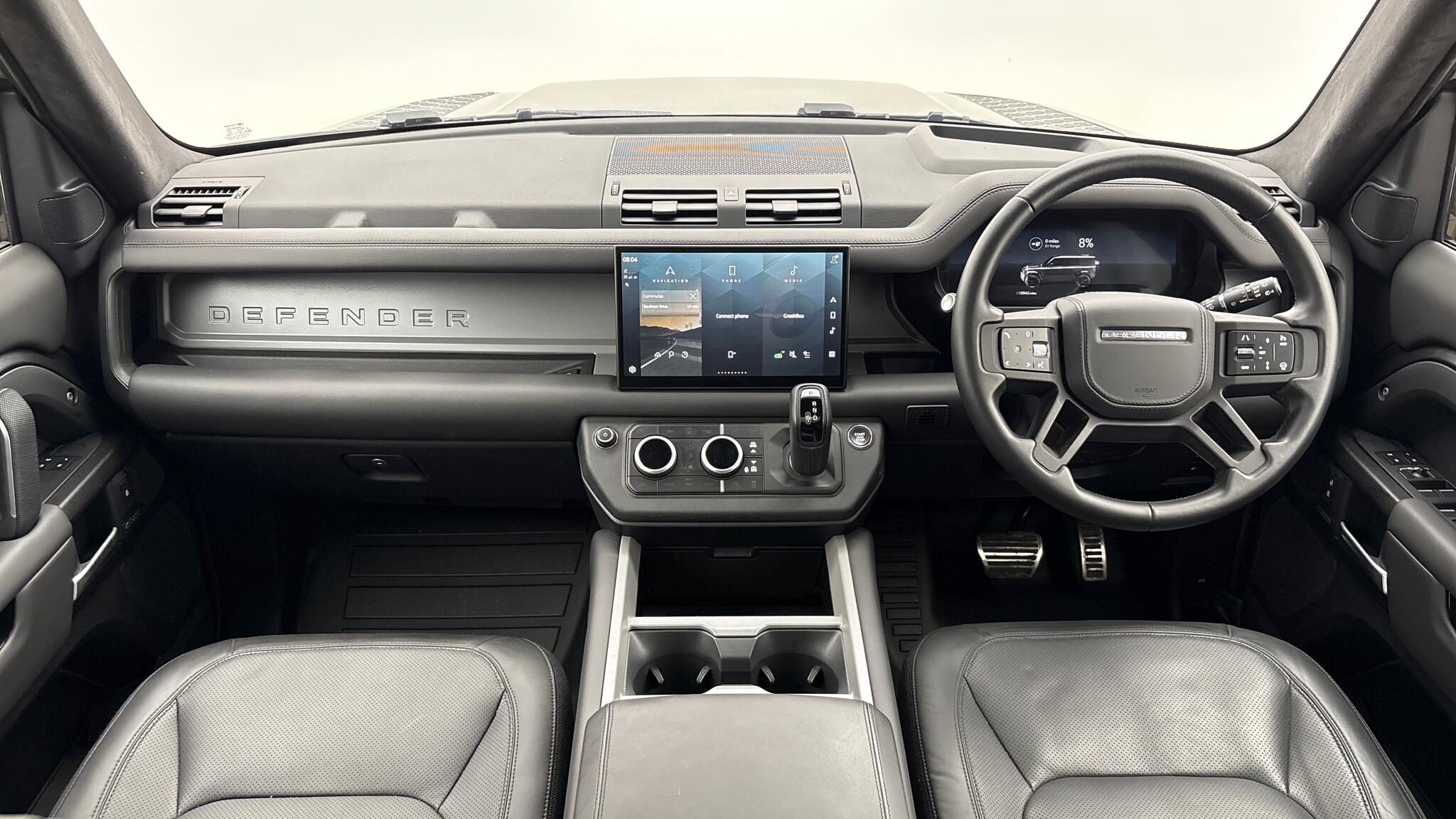 Land Rover Defender view 9