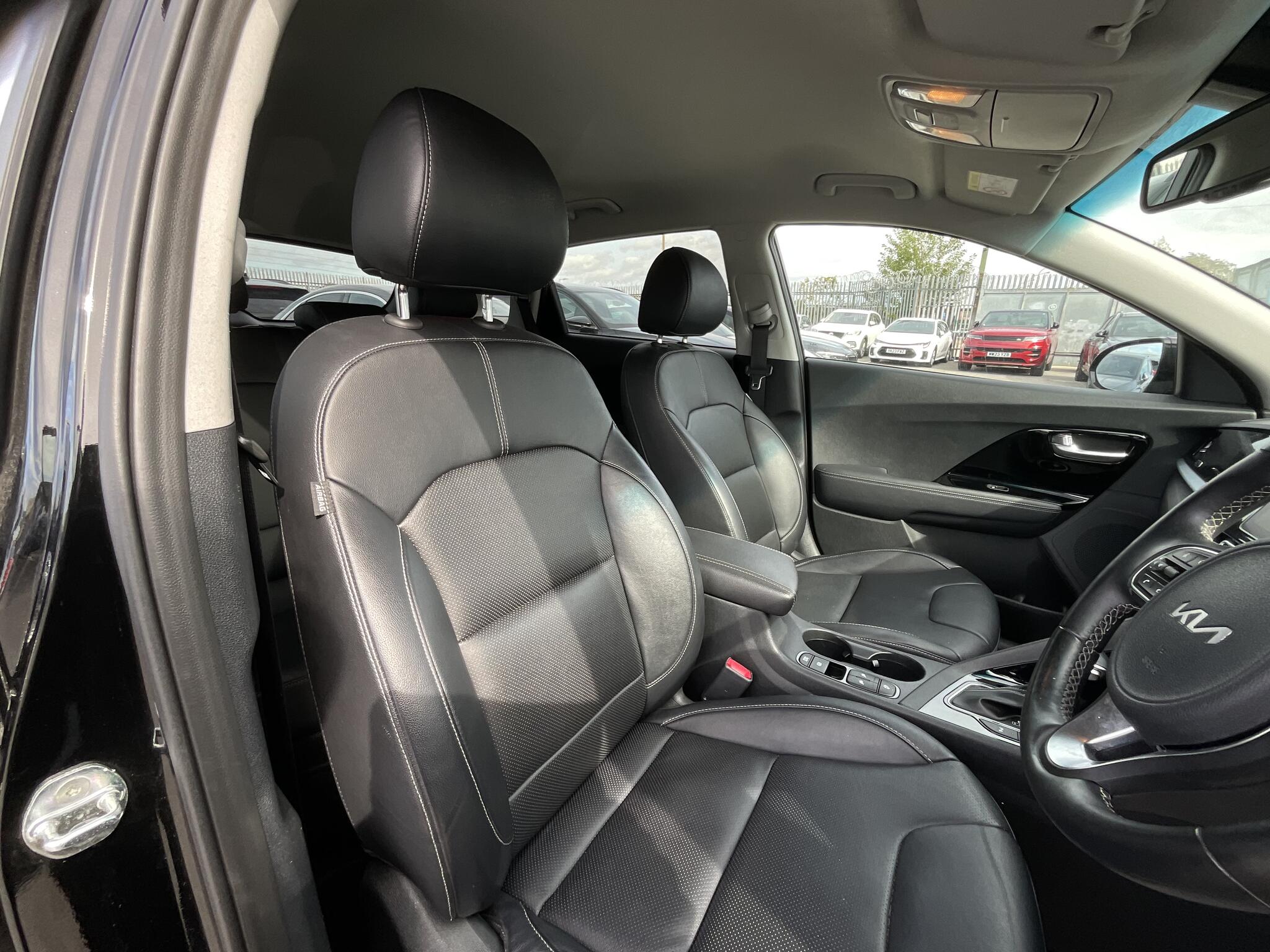 Kia Niro view 8