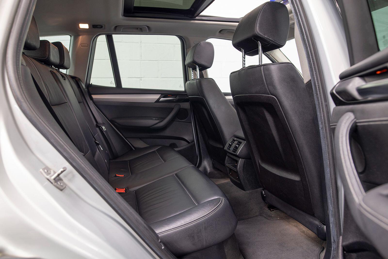 BMW X3 view 30