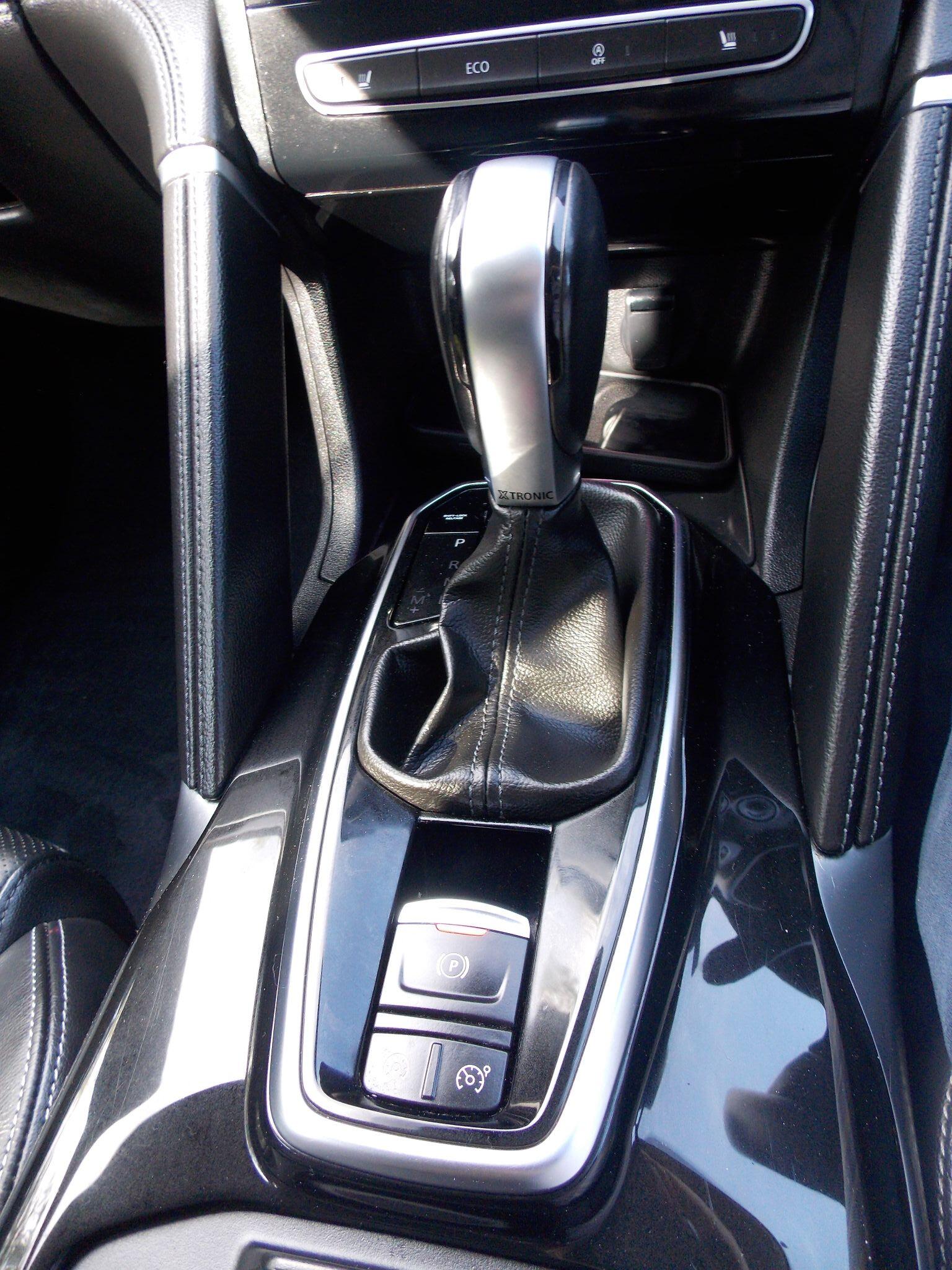 Renault Koleos view 75