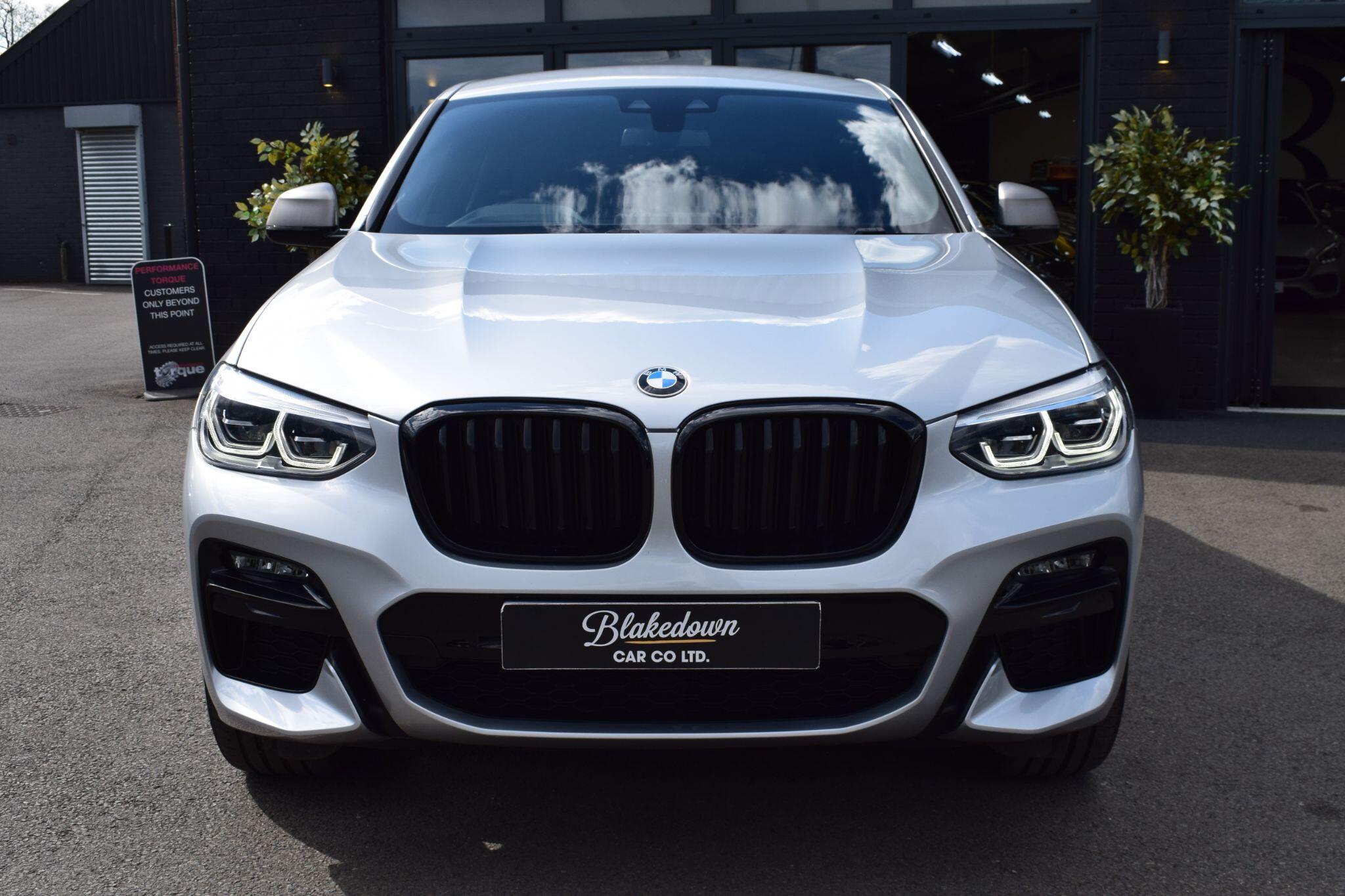 BMW X4 view 2