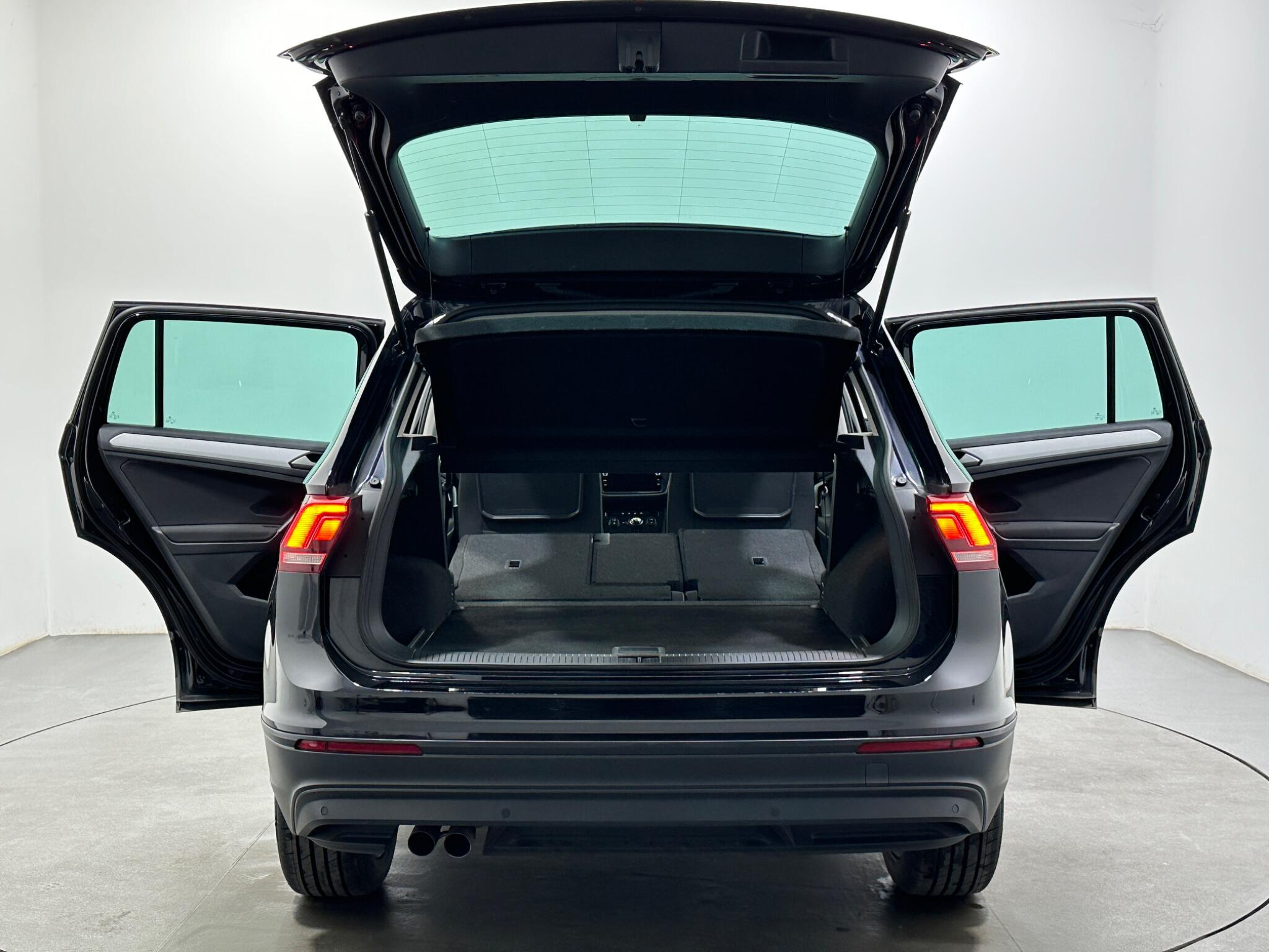 Volkswagen Tiguan view 44