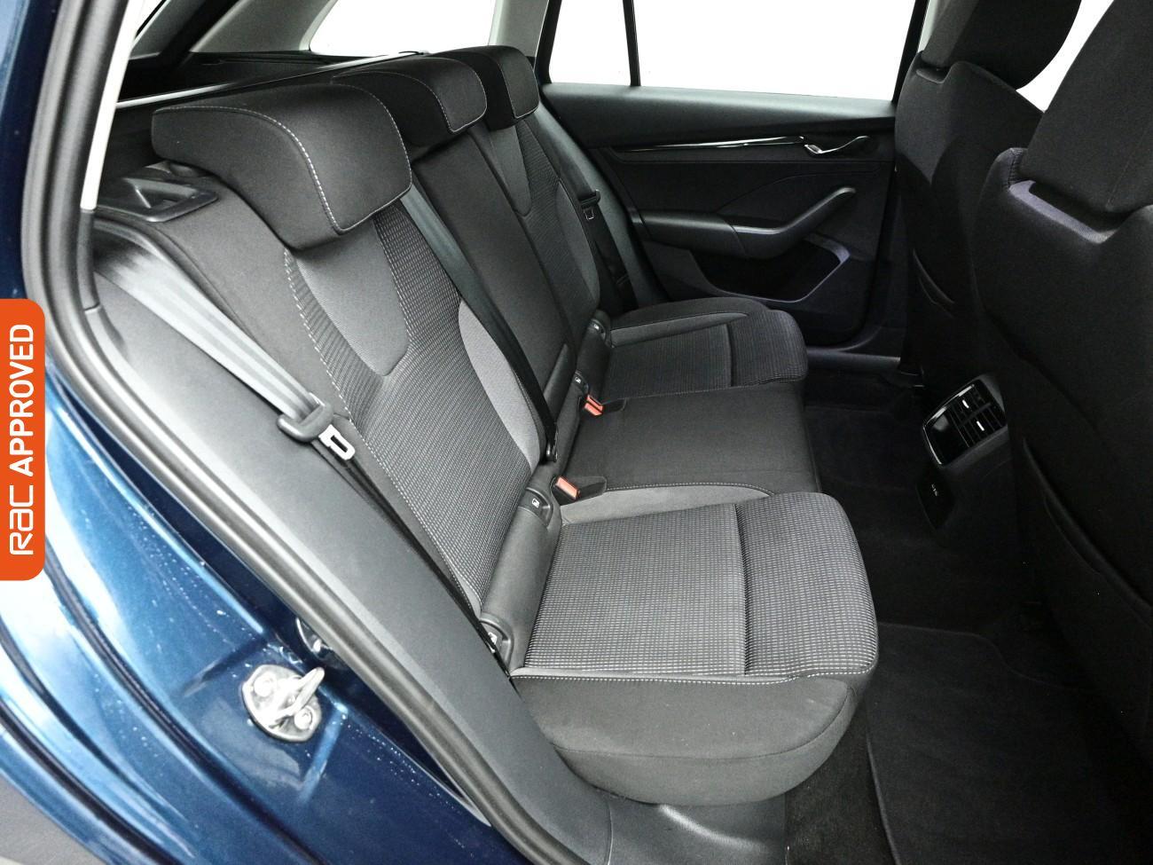 Skoda Octavia view 13
