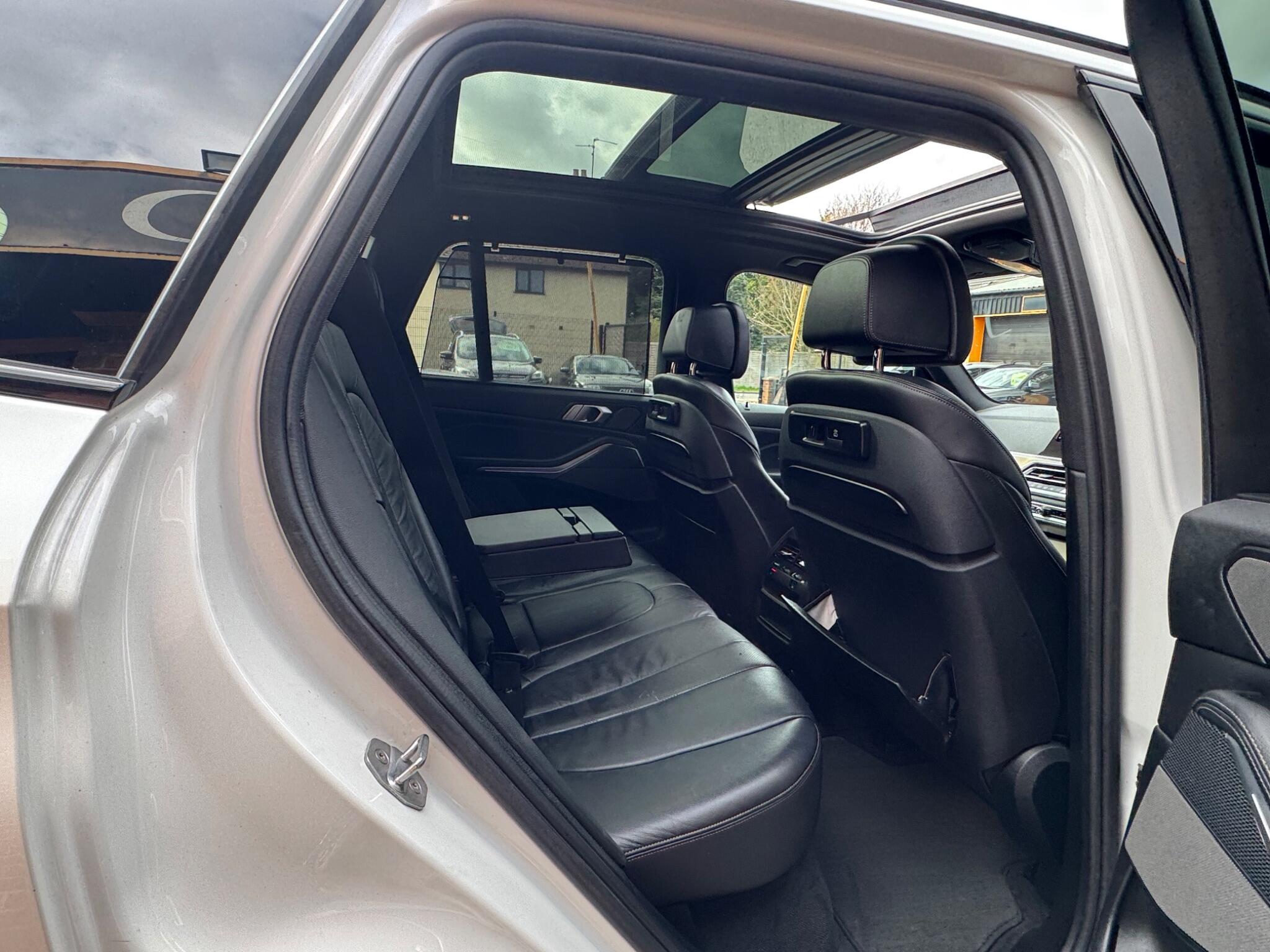 BMW X5 X5 view 16