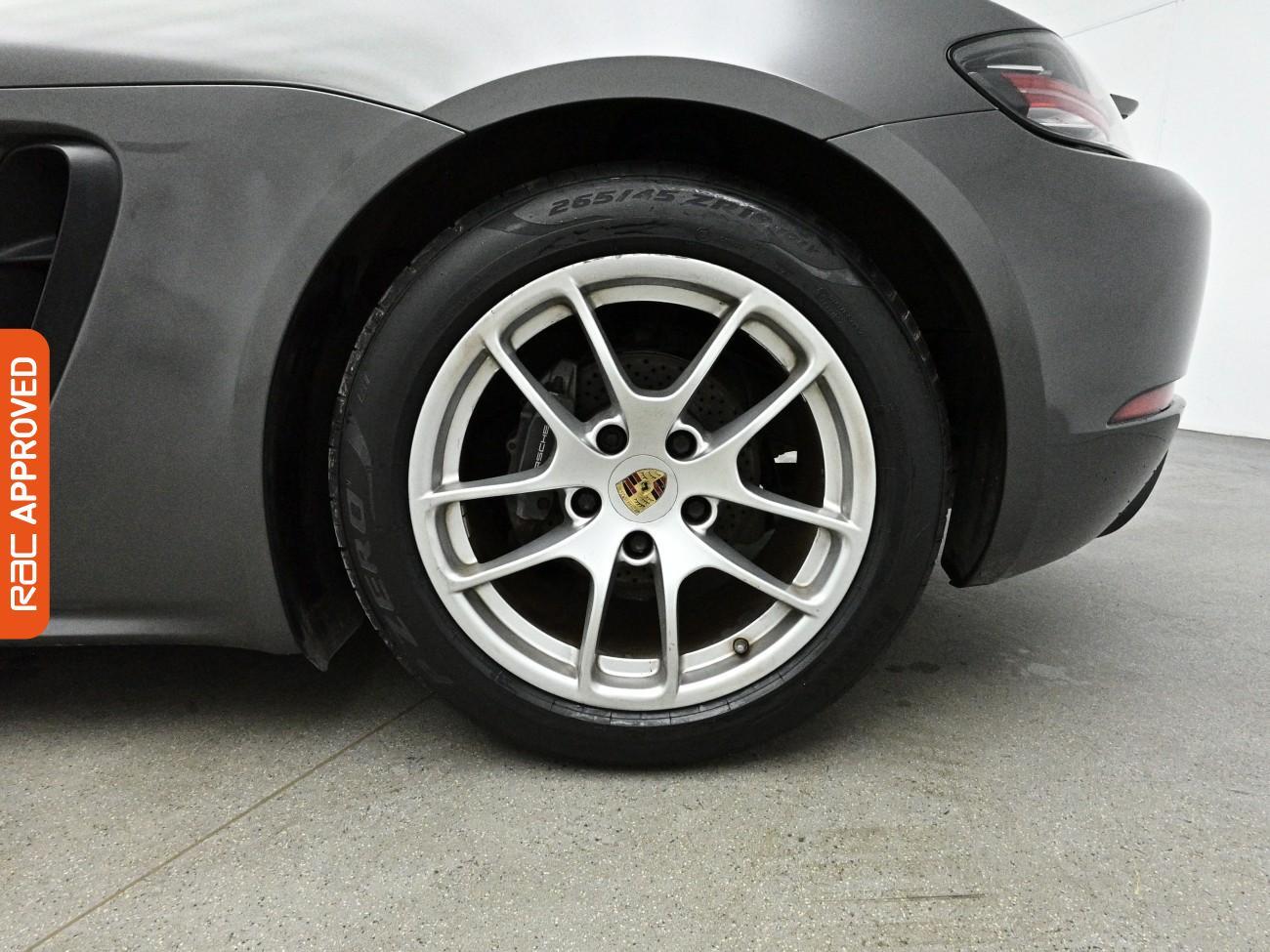 Porsche Boxster view 14