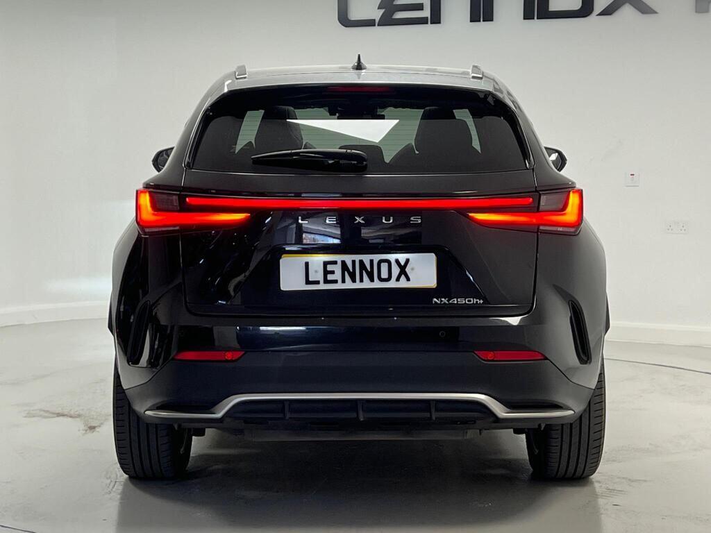 Lexus NX view 4