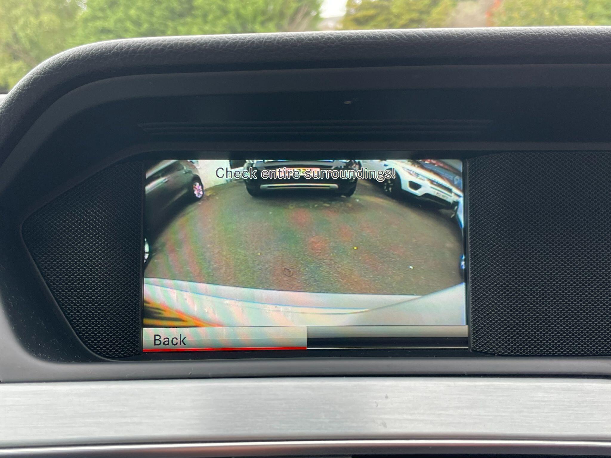 Mercedes-Benz C-Class view 23