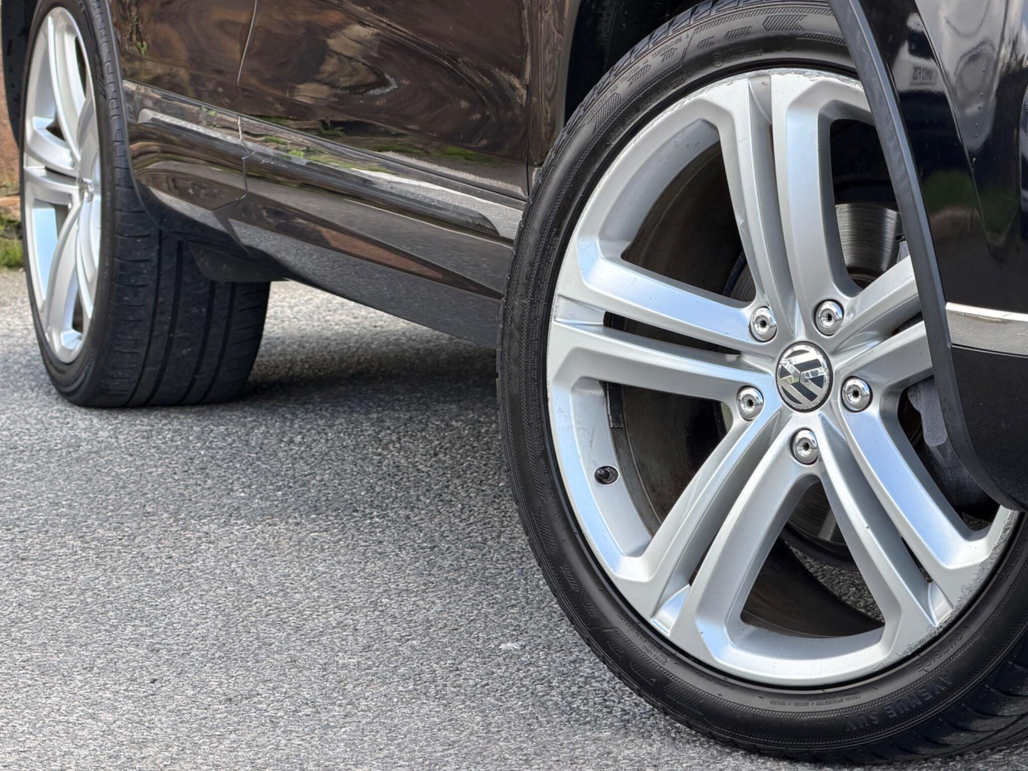 Volkswagen Touareg view 56