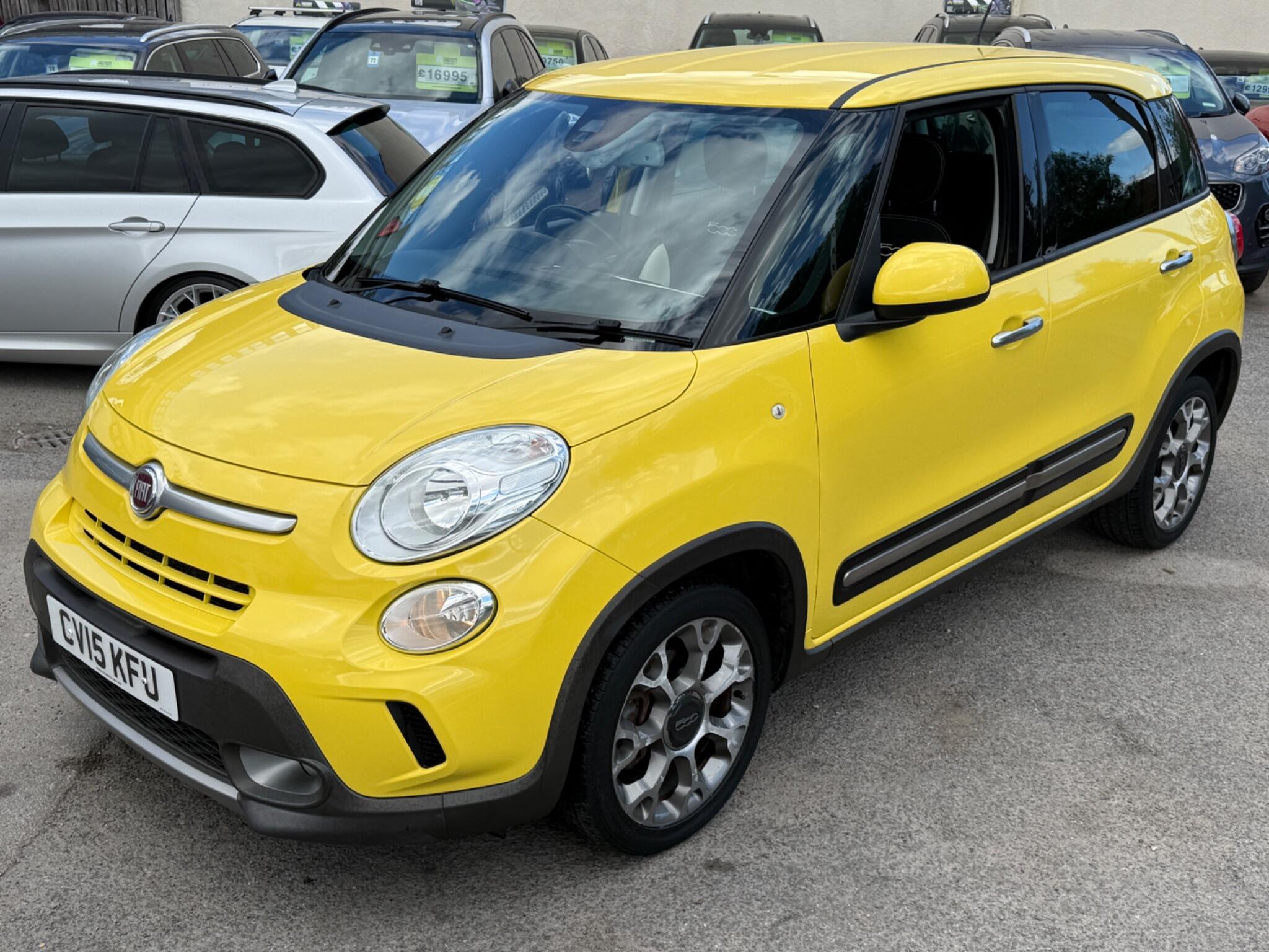 Fiat 500L - Image 9