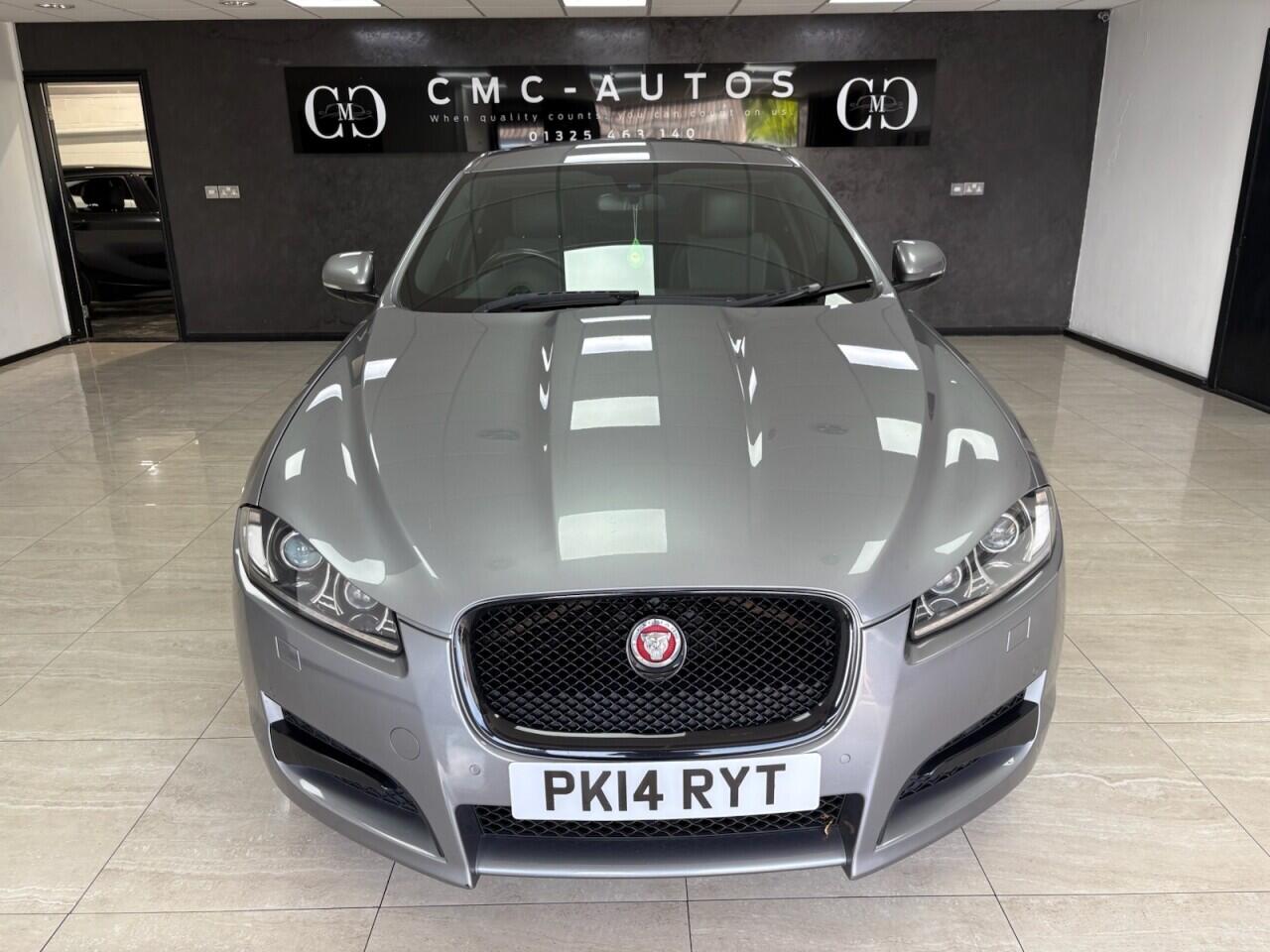 Jaguar XF view 8