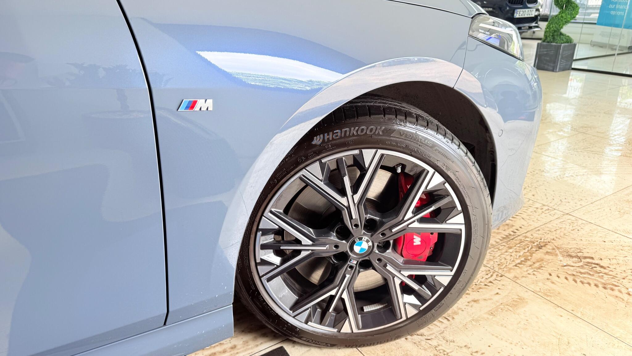 BMW 1 Series view 8