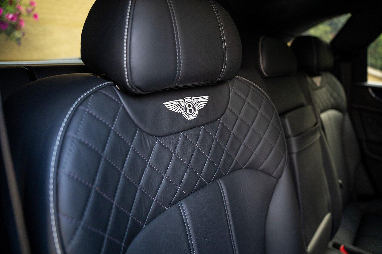 Bentley Bentayga view 67