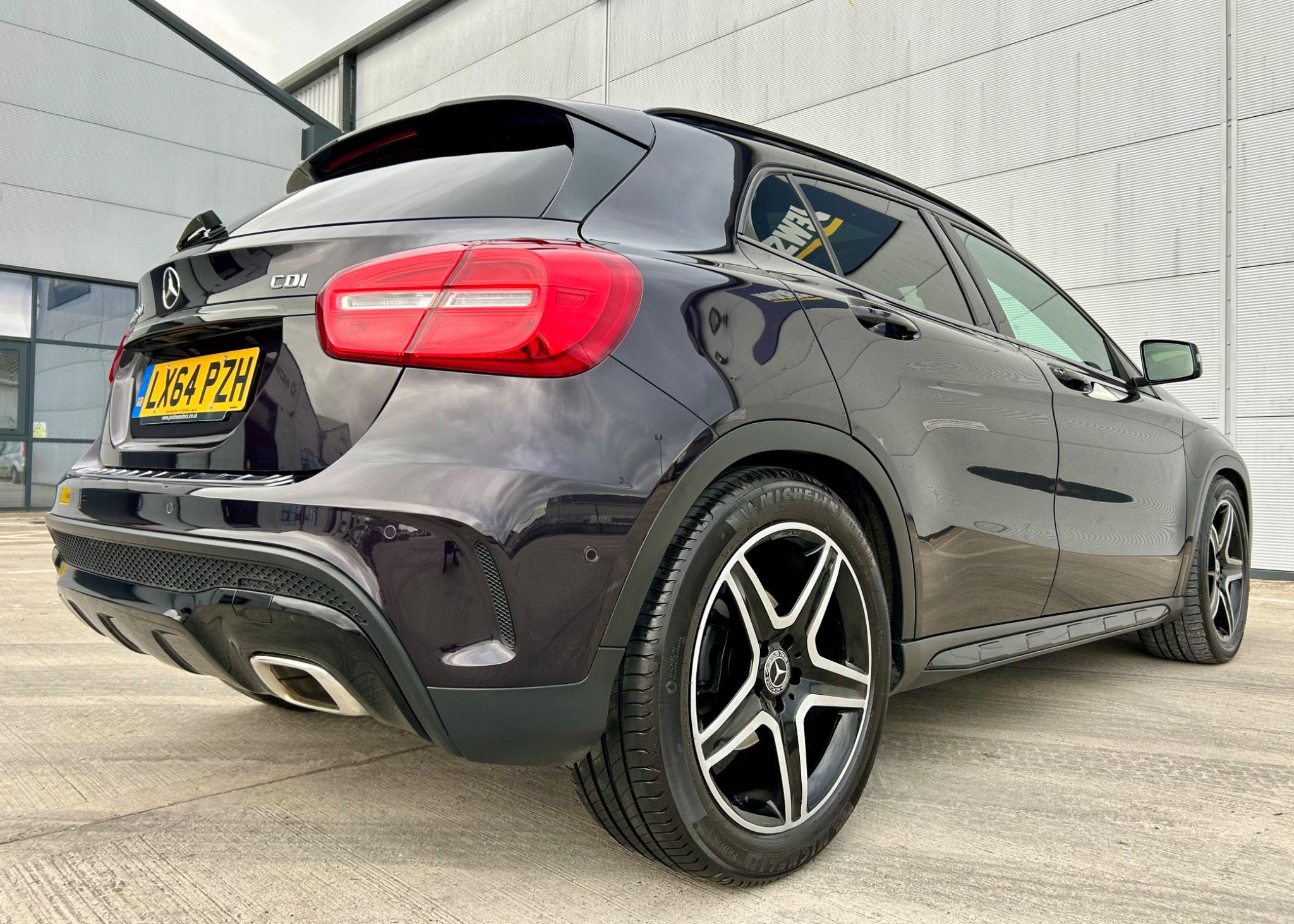 Mercedes-Benz Gla view 5