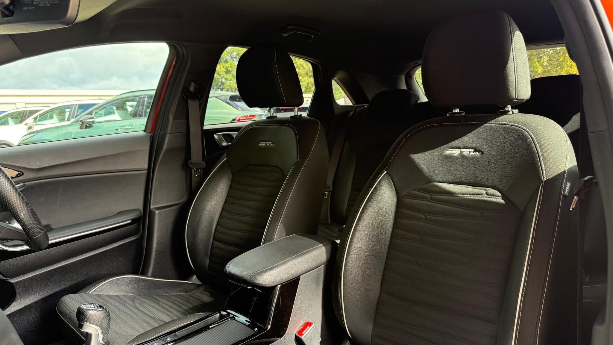 Kia Ceed view 25
