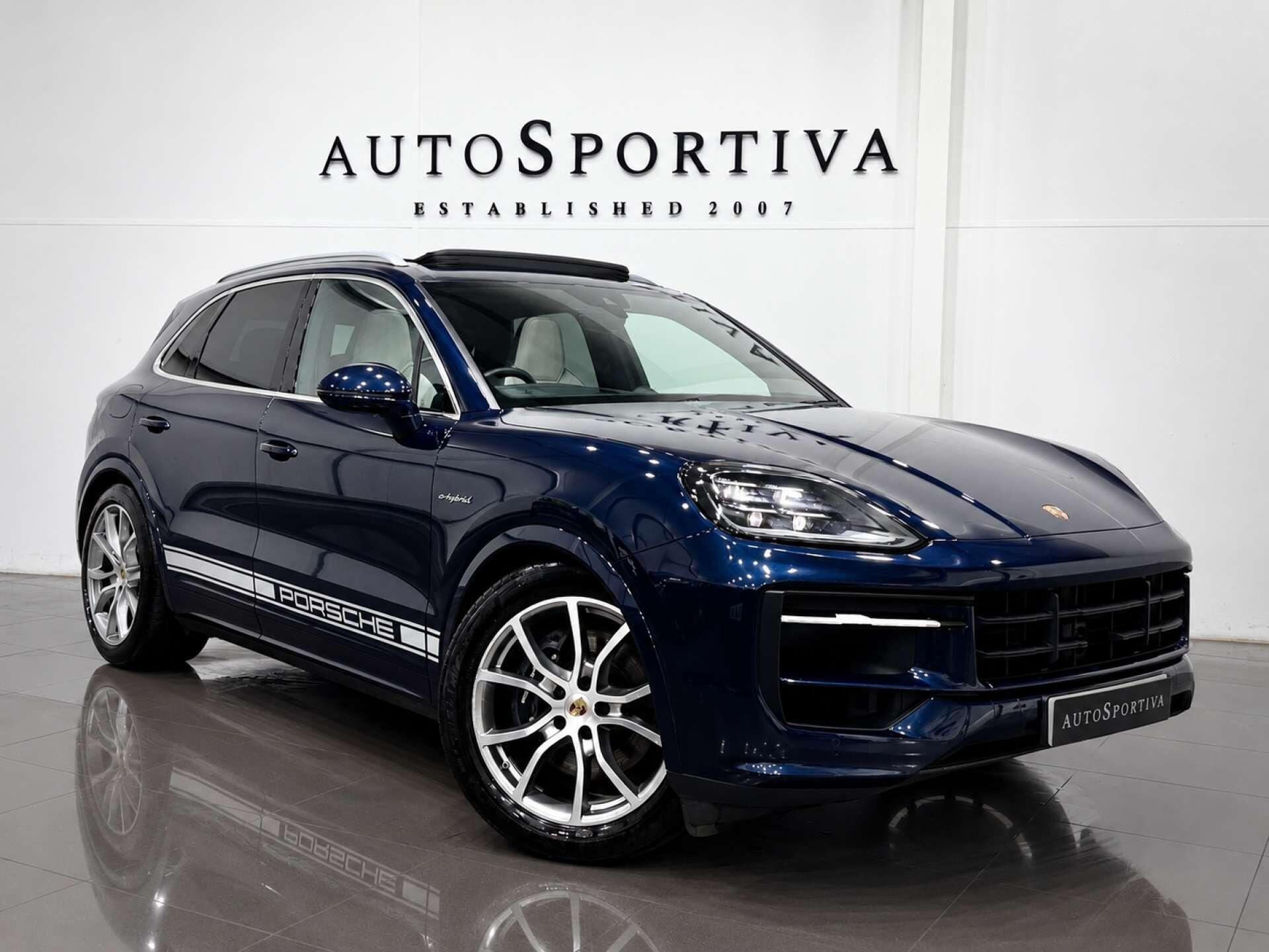 2023 Porsche Cayenne in Blue for sale