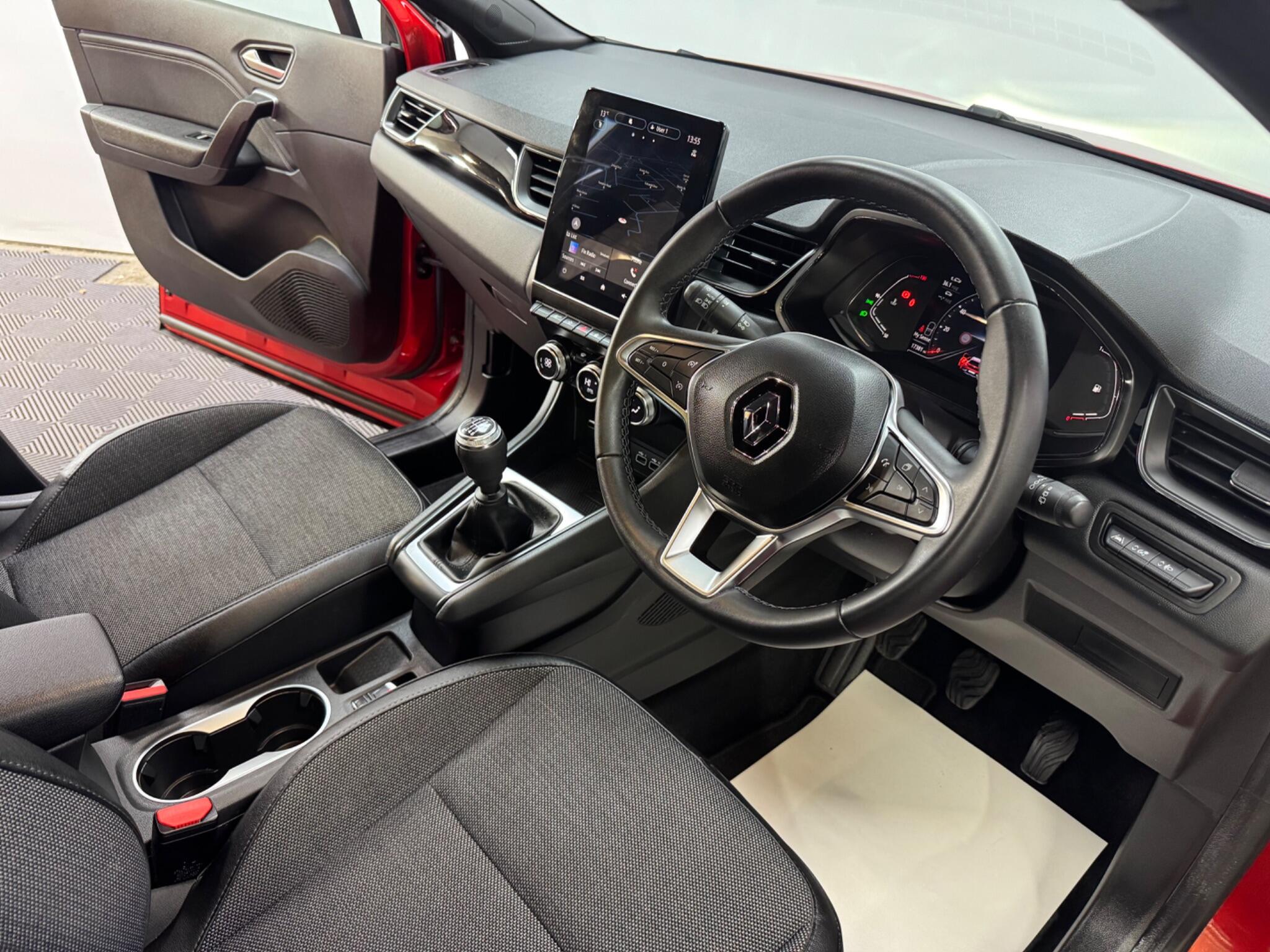 Renault Captur view 15