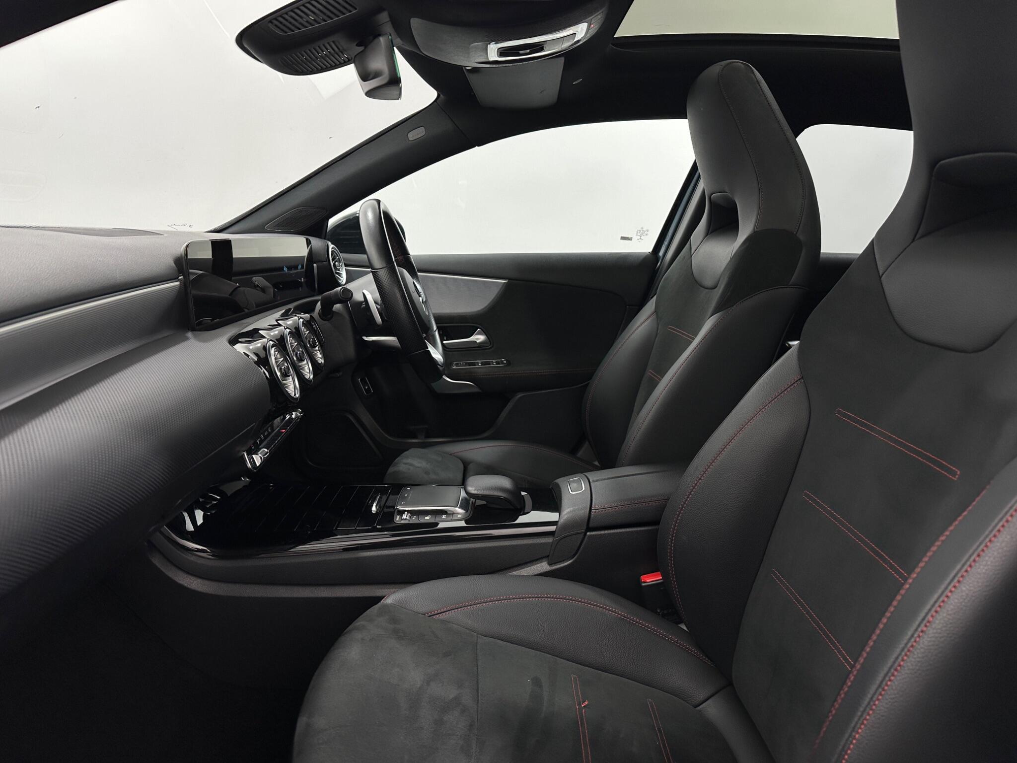 Mercedes-Benz A-Class view 37