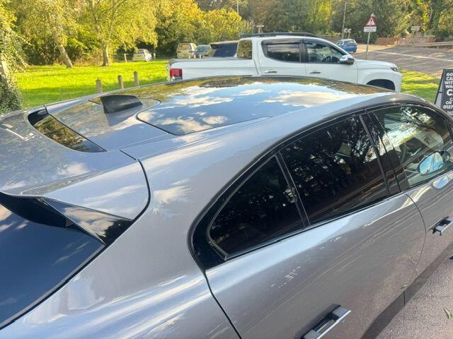 Jaguar I-Pace view 35